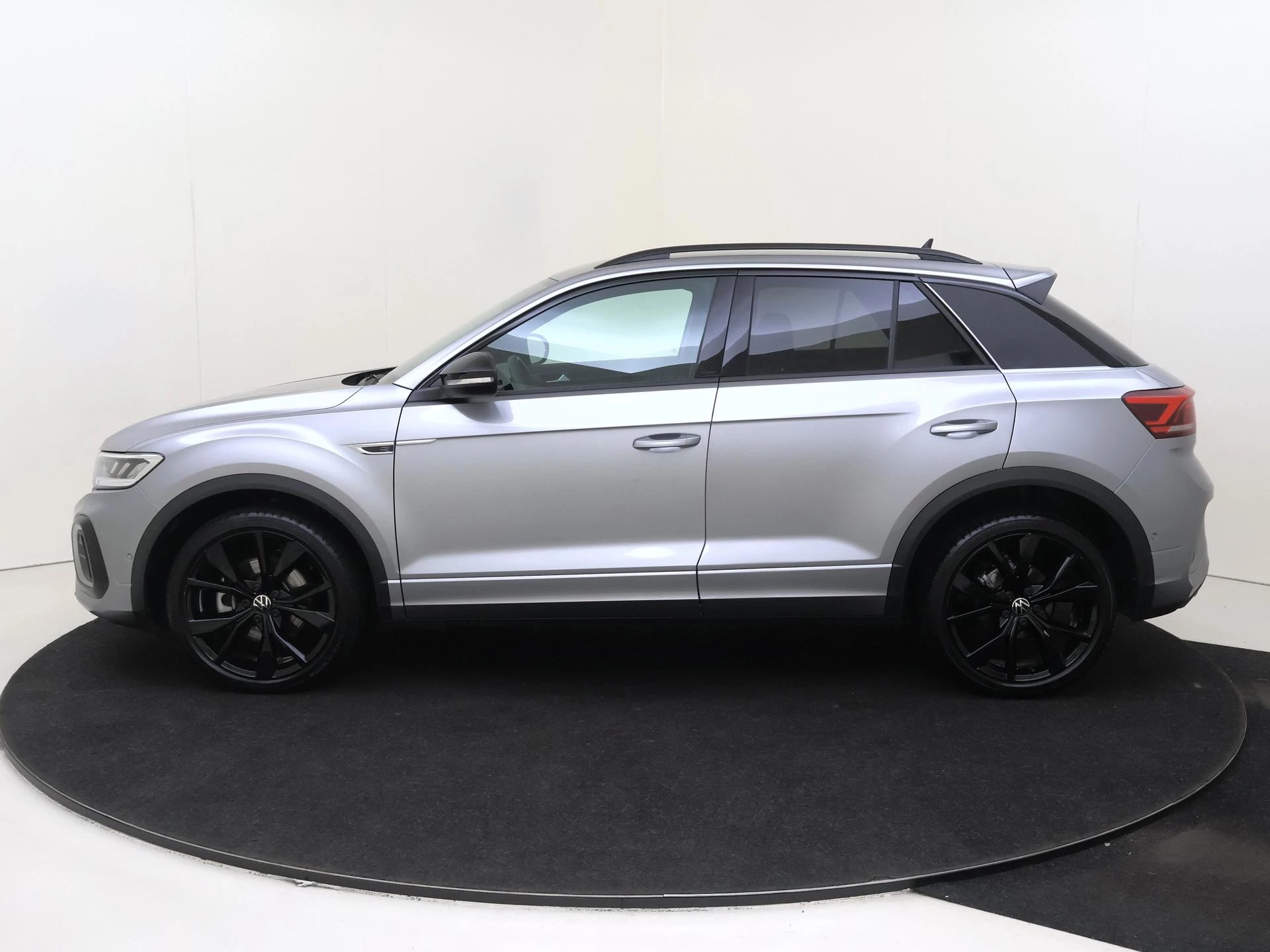 Volkswagen T-Roc – autofoto 5