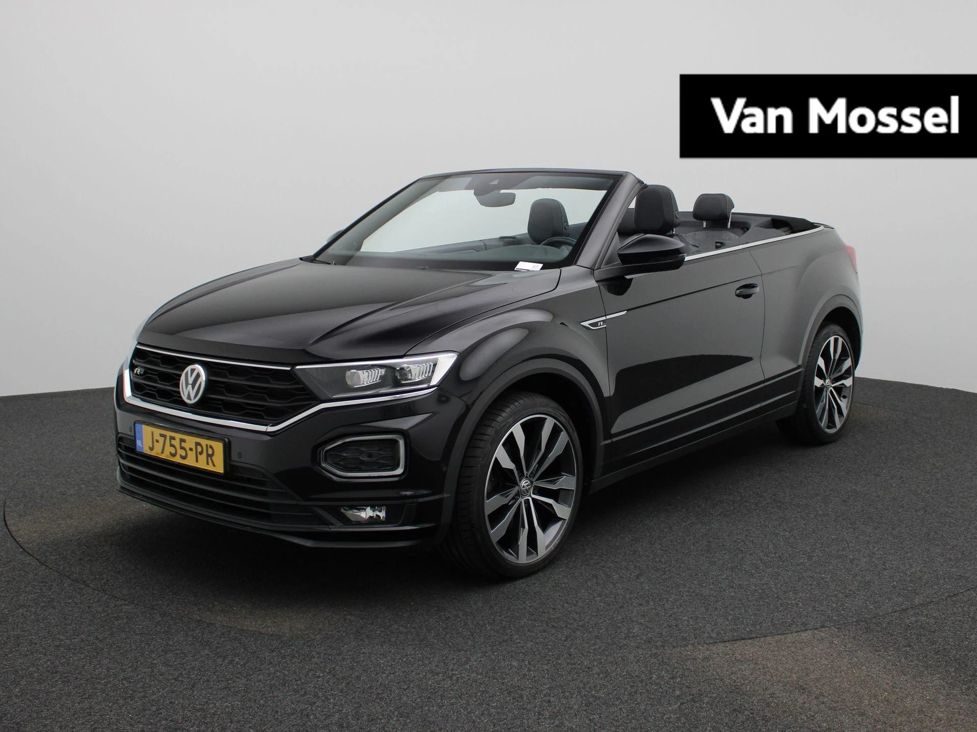 Volkswagen T-Roc met kenteken J-755-PR – autofoto 2