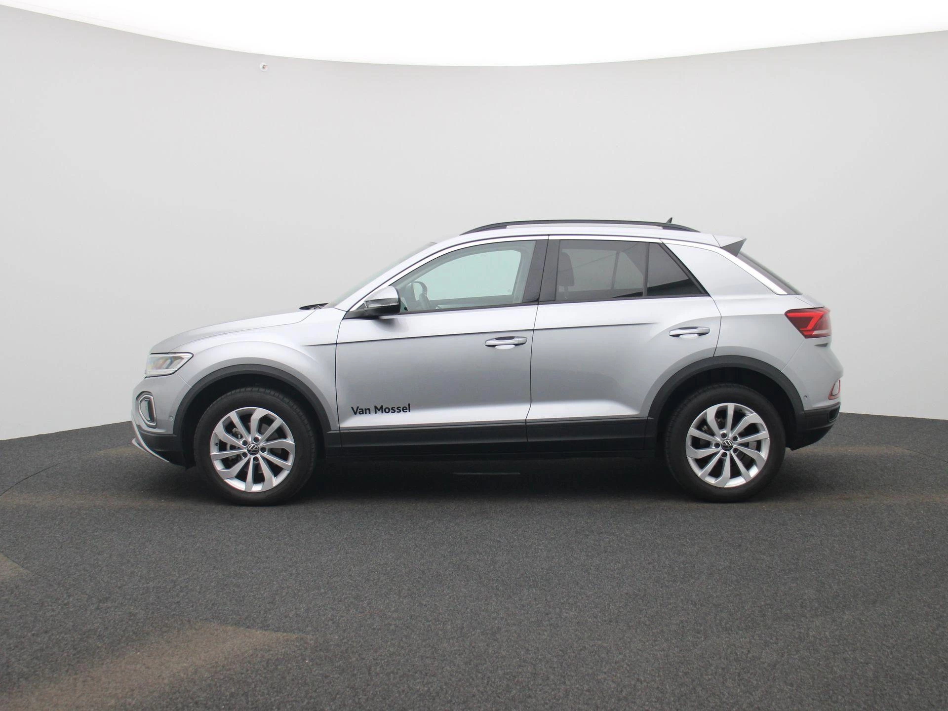 Volkswagen T-Roc met kenteken JDN-57-P – autofoto 5