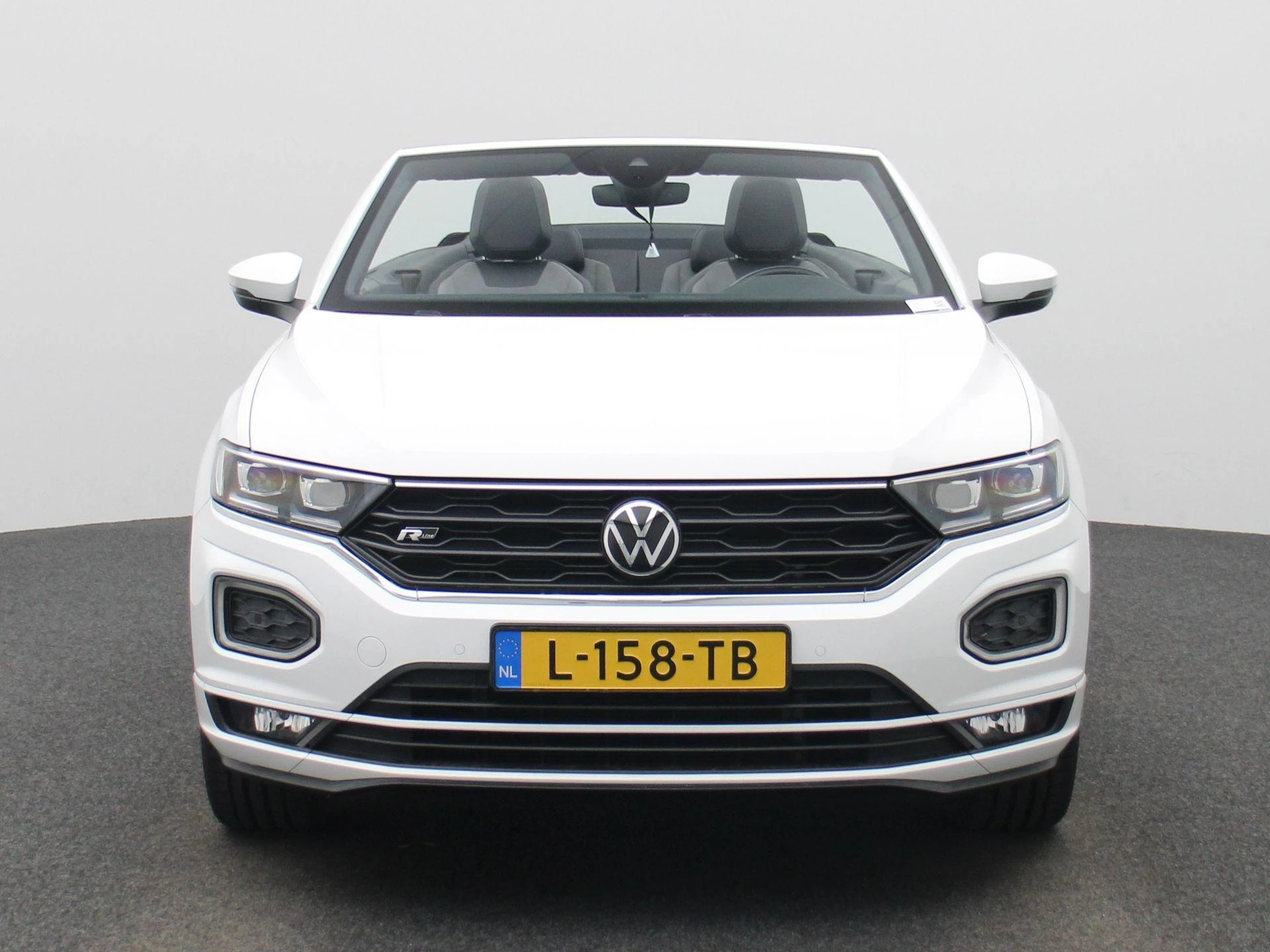 Volkswagen T-Roc met kenteken L-158-TB – autofoto 5