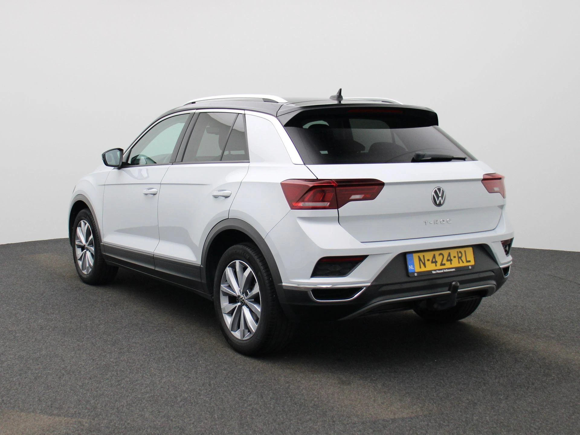 Volkswagen T-Roc met kenteken N-424-RL – autofoto 3