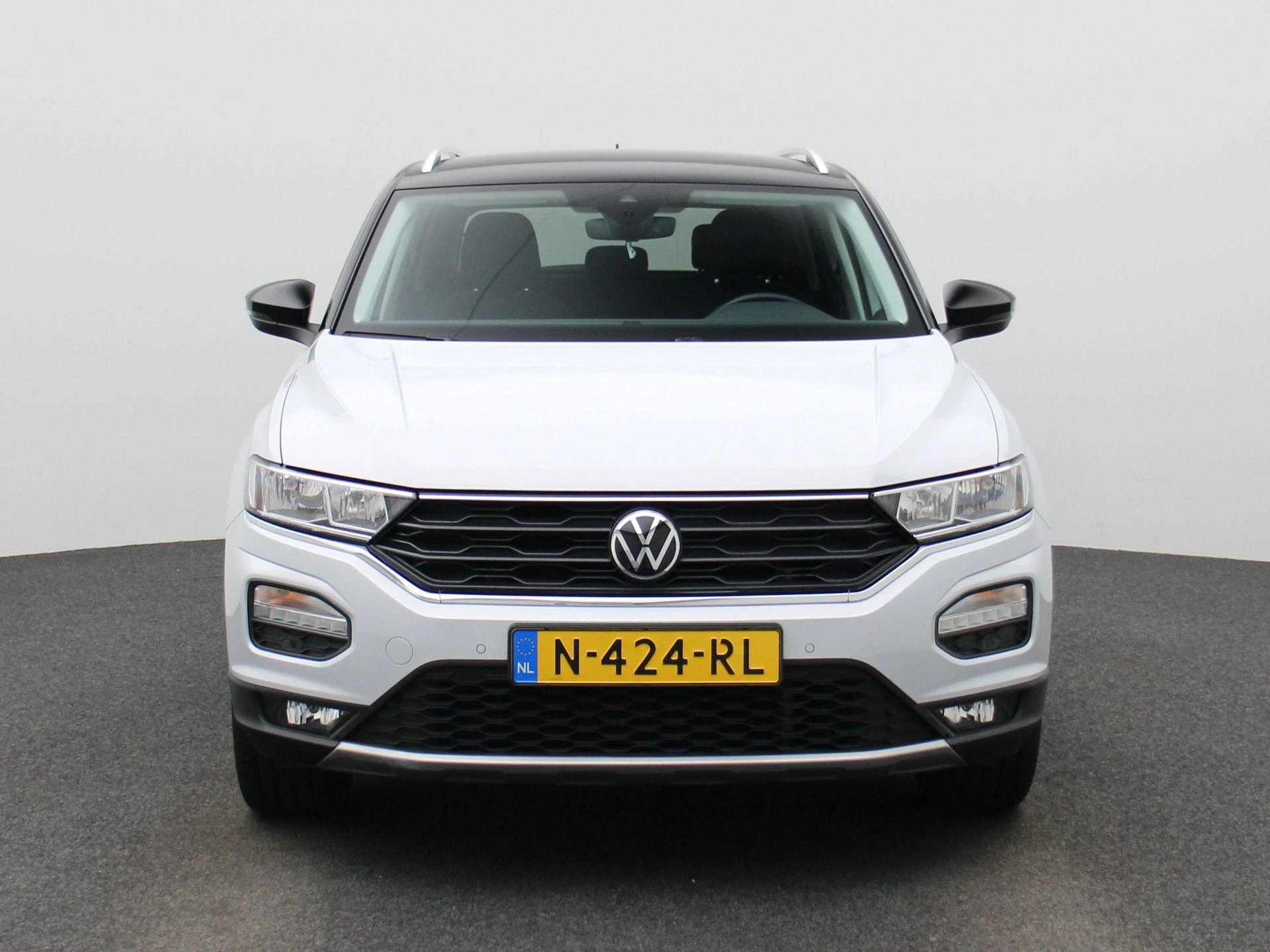 Volkswagen T-Roc met kenteken N-424-RL – autofoto 4