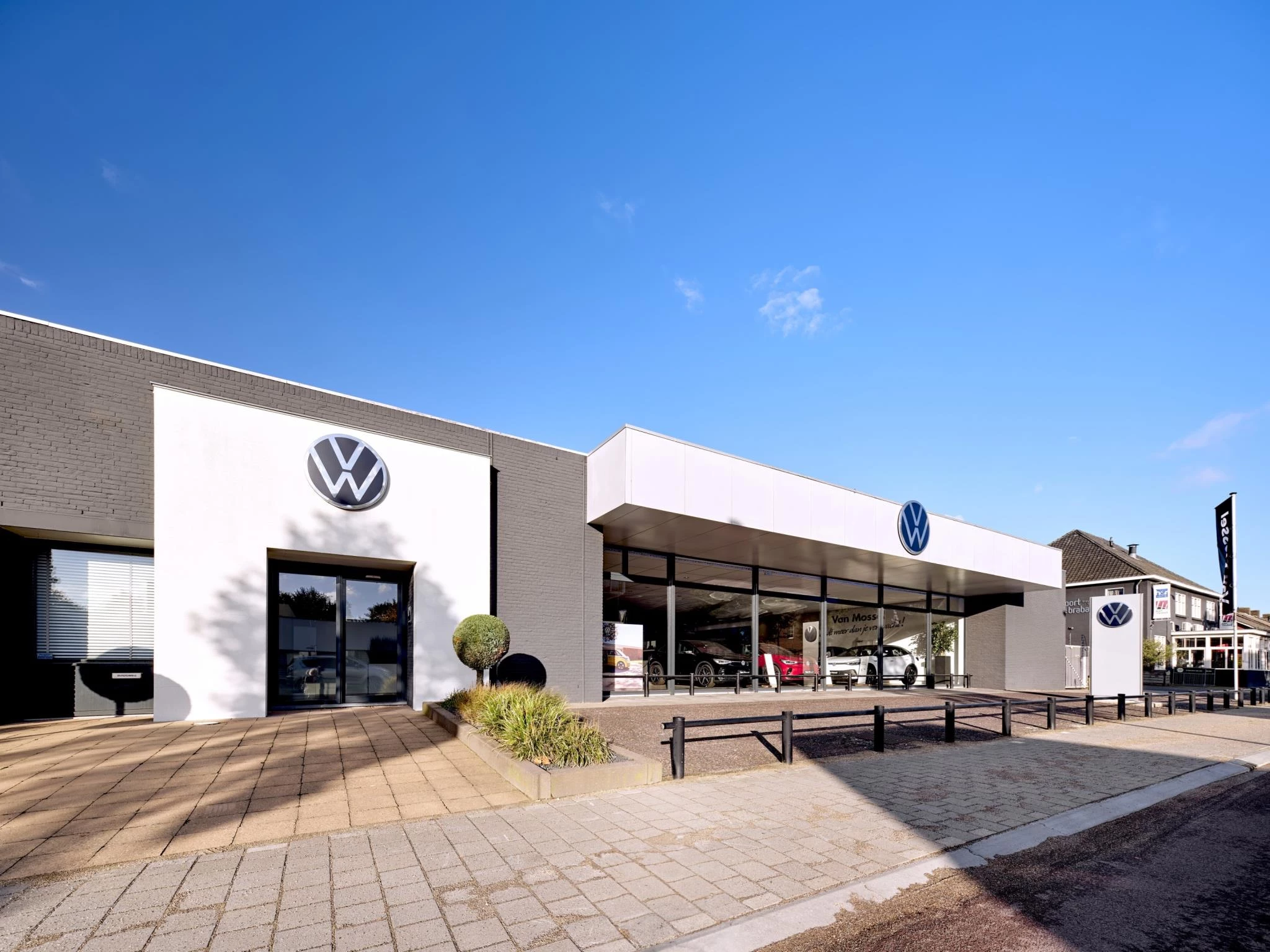 Volkswagen T-Roc met kenteken R-210-ZB – autofoto 5
