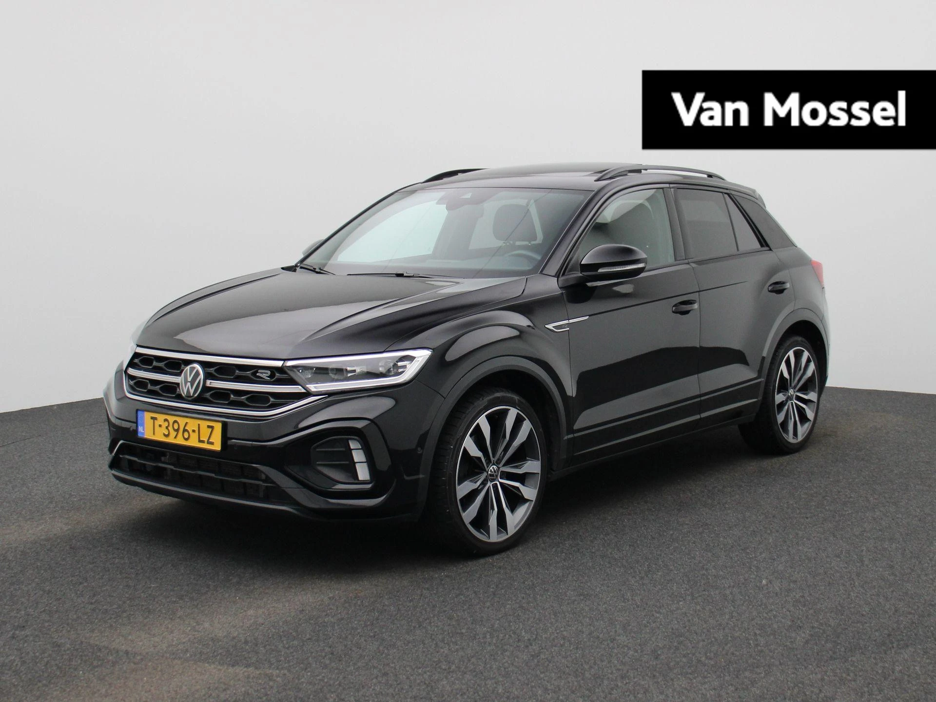 Volkswagen T-Roc met kenteken T-396-LZ – autofoto 2