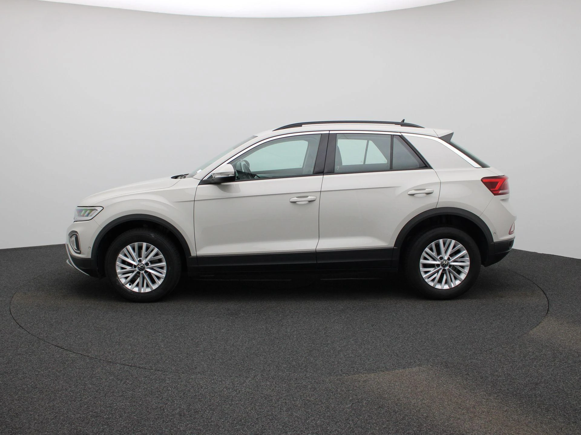 Volkswagen T-Roc met kenteken T-866-KG – autofoto 5