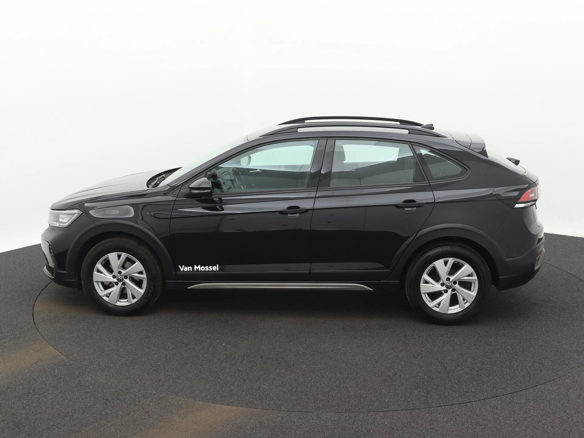 Volkswagen Taigo met kenteken P-686-NV – autofoto 4