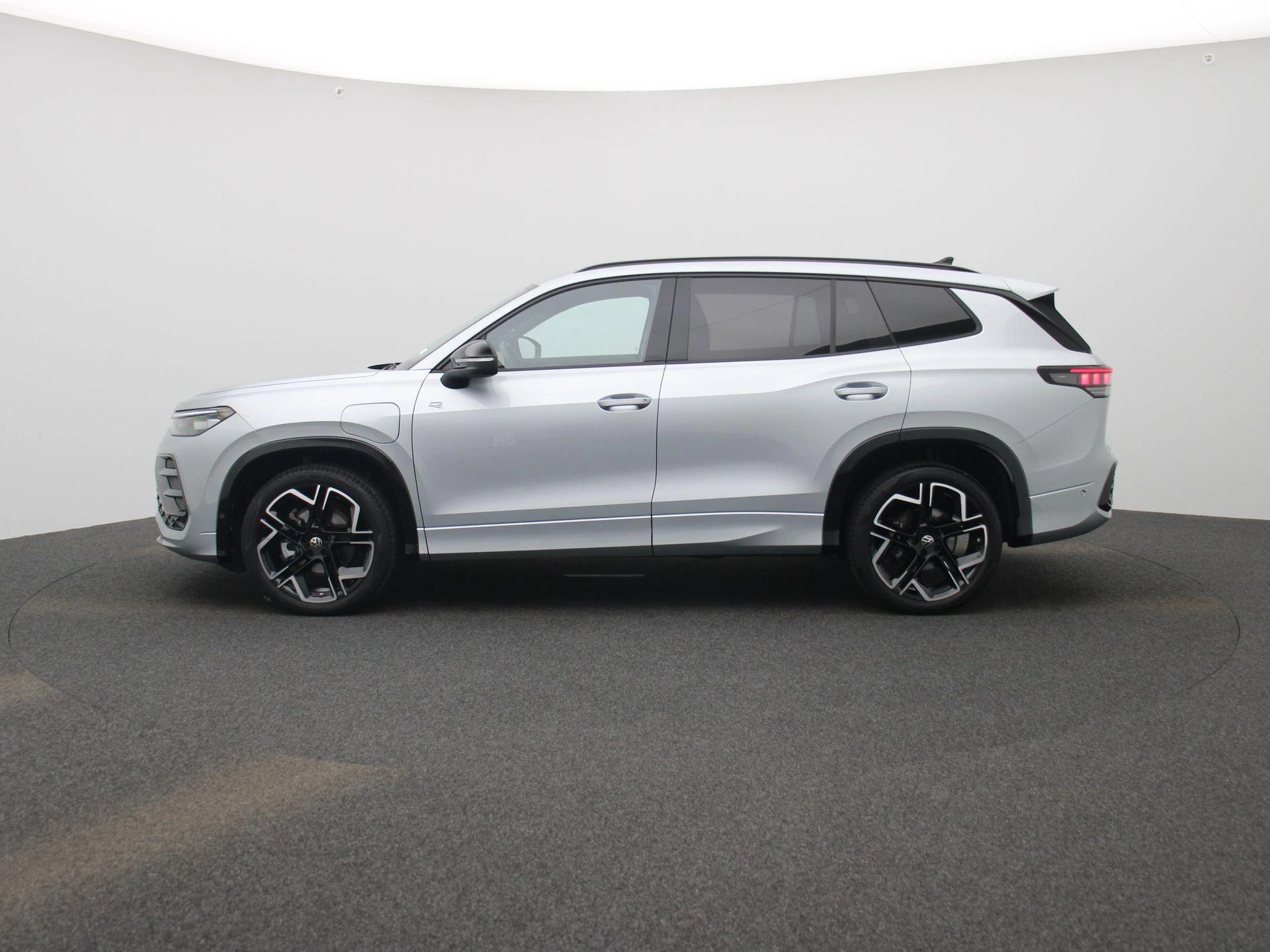 Volkswagen Tayron met kenteken 116 – autofoto 5