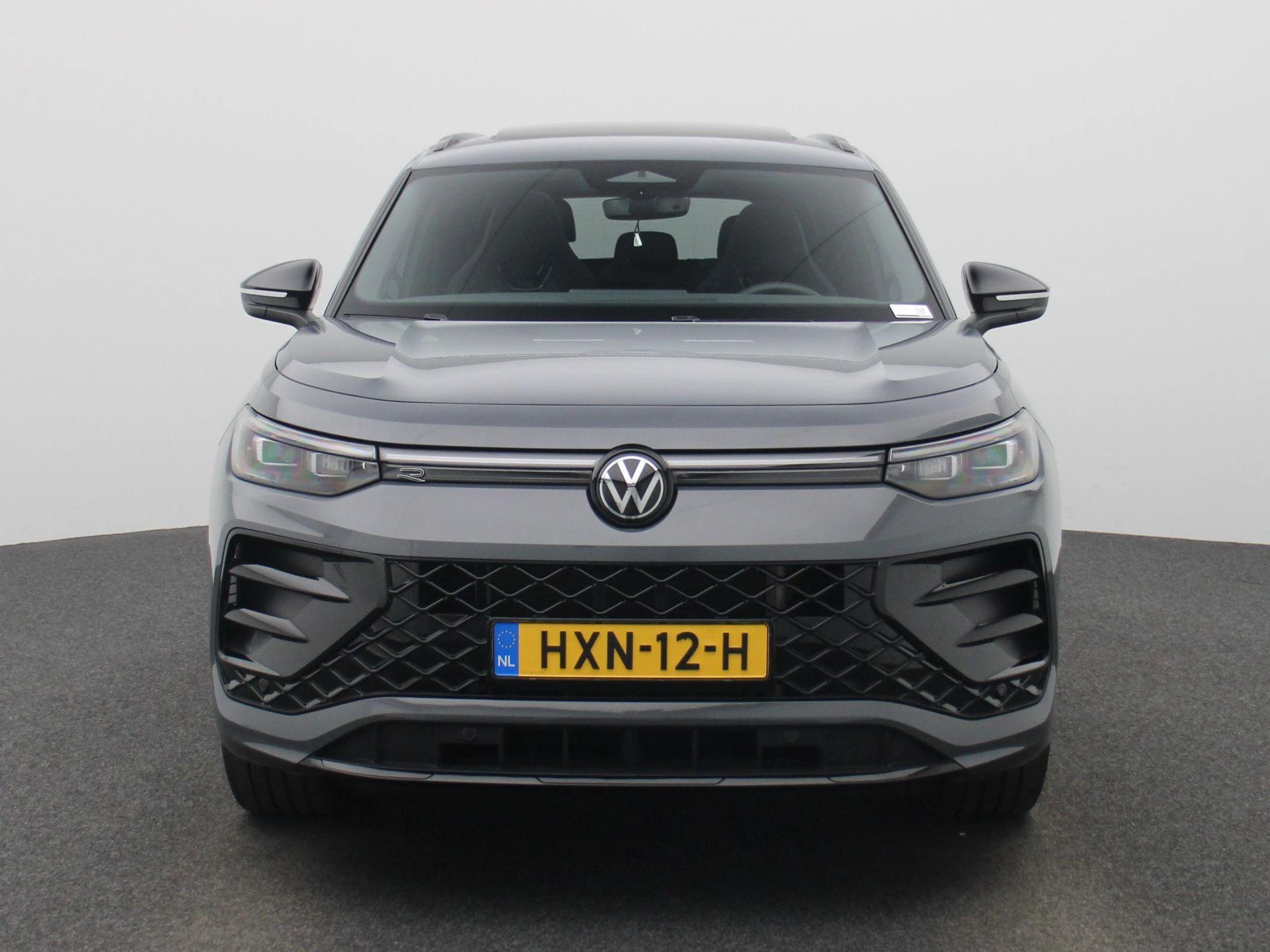 Volkswagen Tayron met kenteken 16100 – autofoto 4