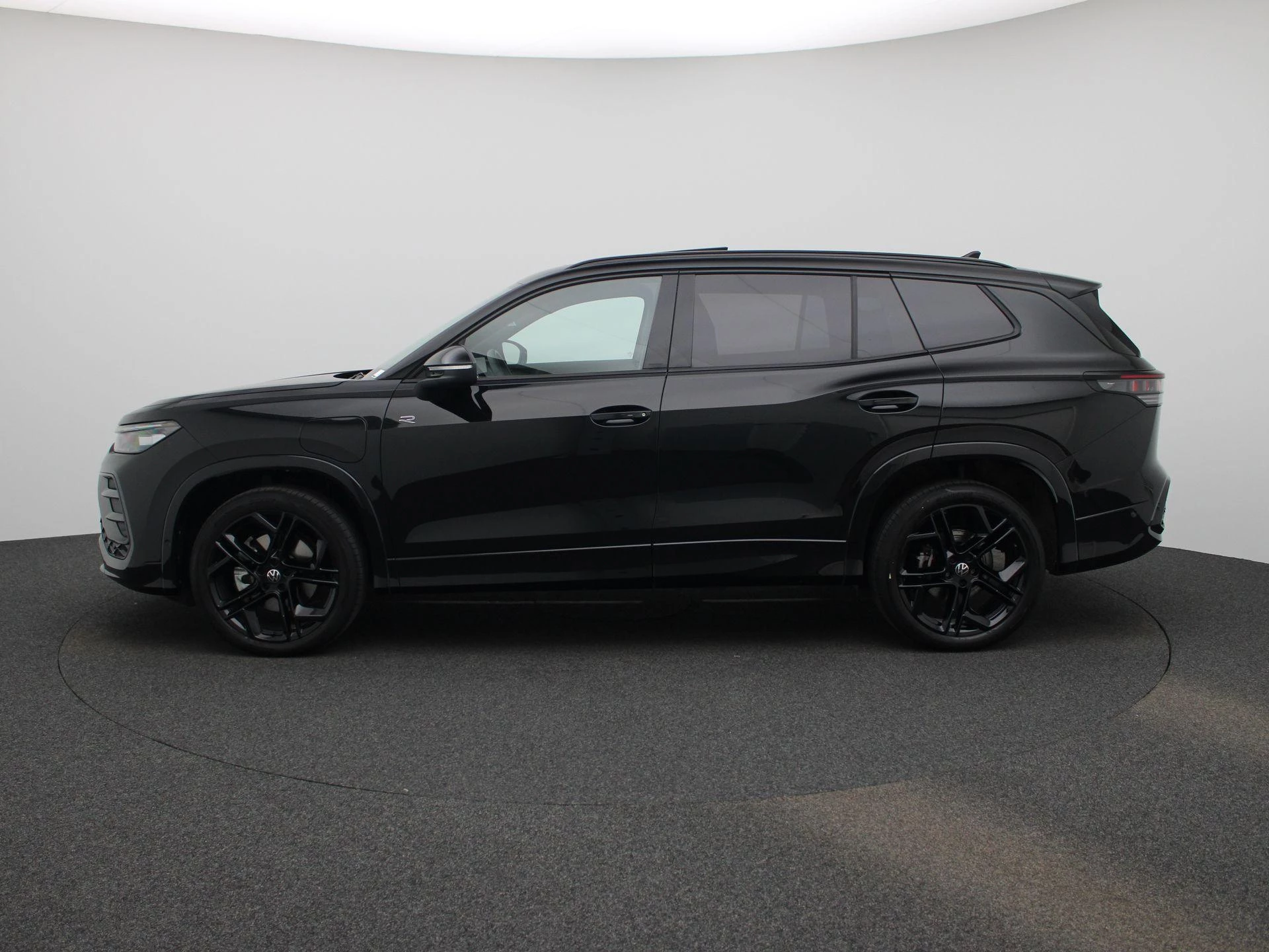 Volkswagen Tayron met kenteken 16100 – autofoto 5