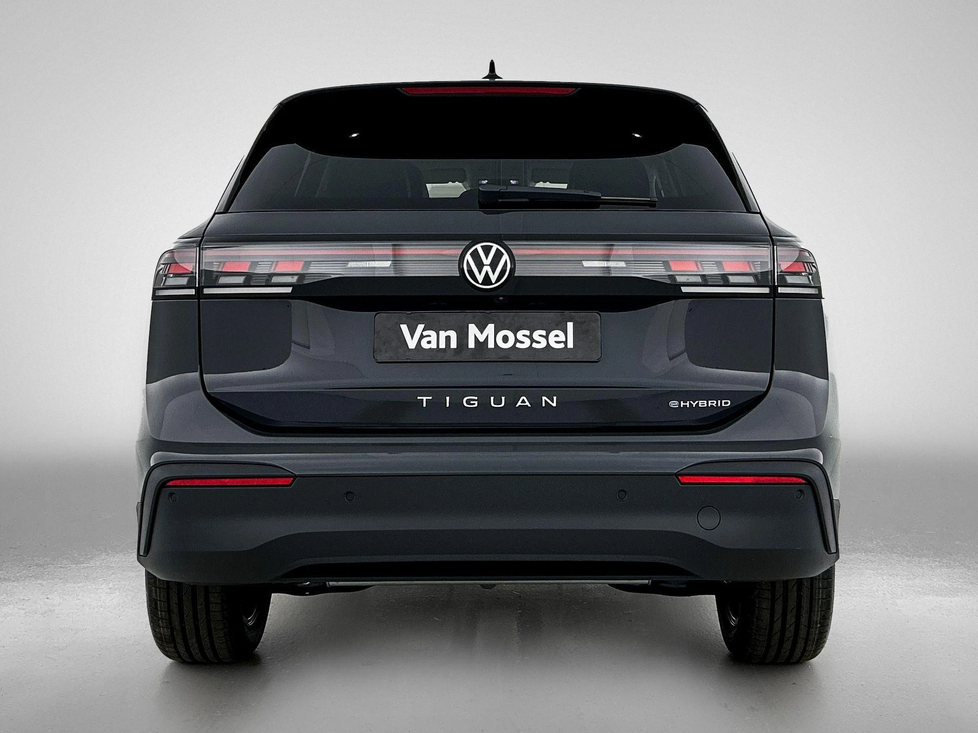 Volkswagen Tiguan met kenteken 125 – autofoto 5