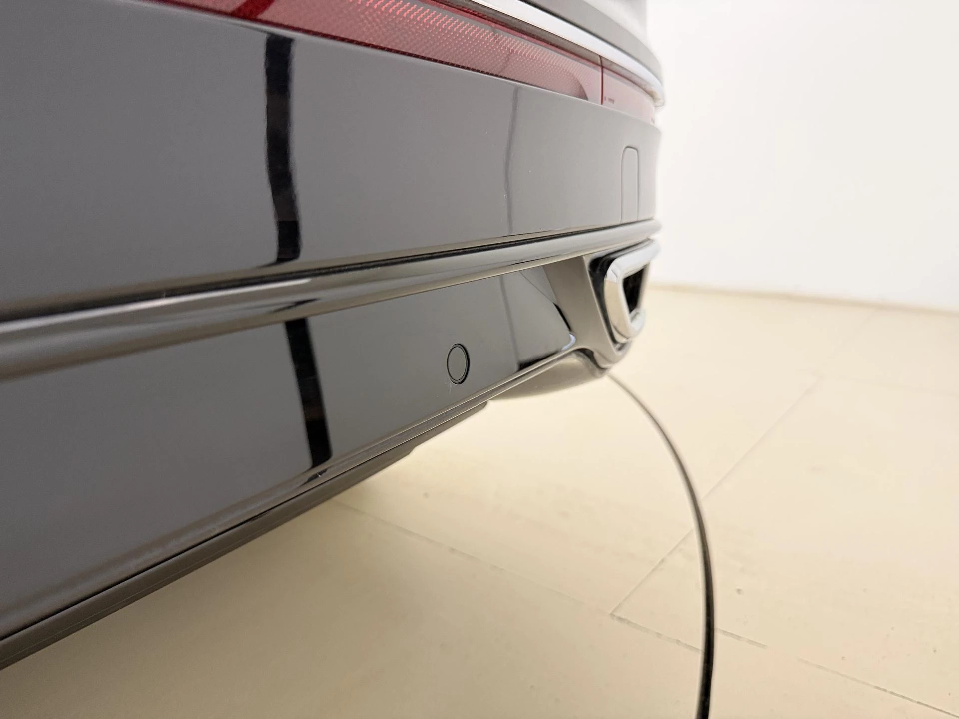 Volkswagen Tiguan met kenteken 49 – autofoto 4