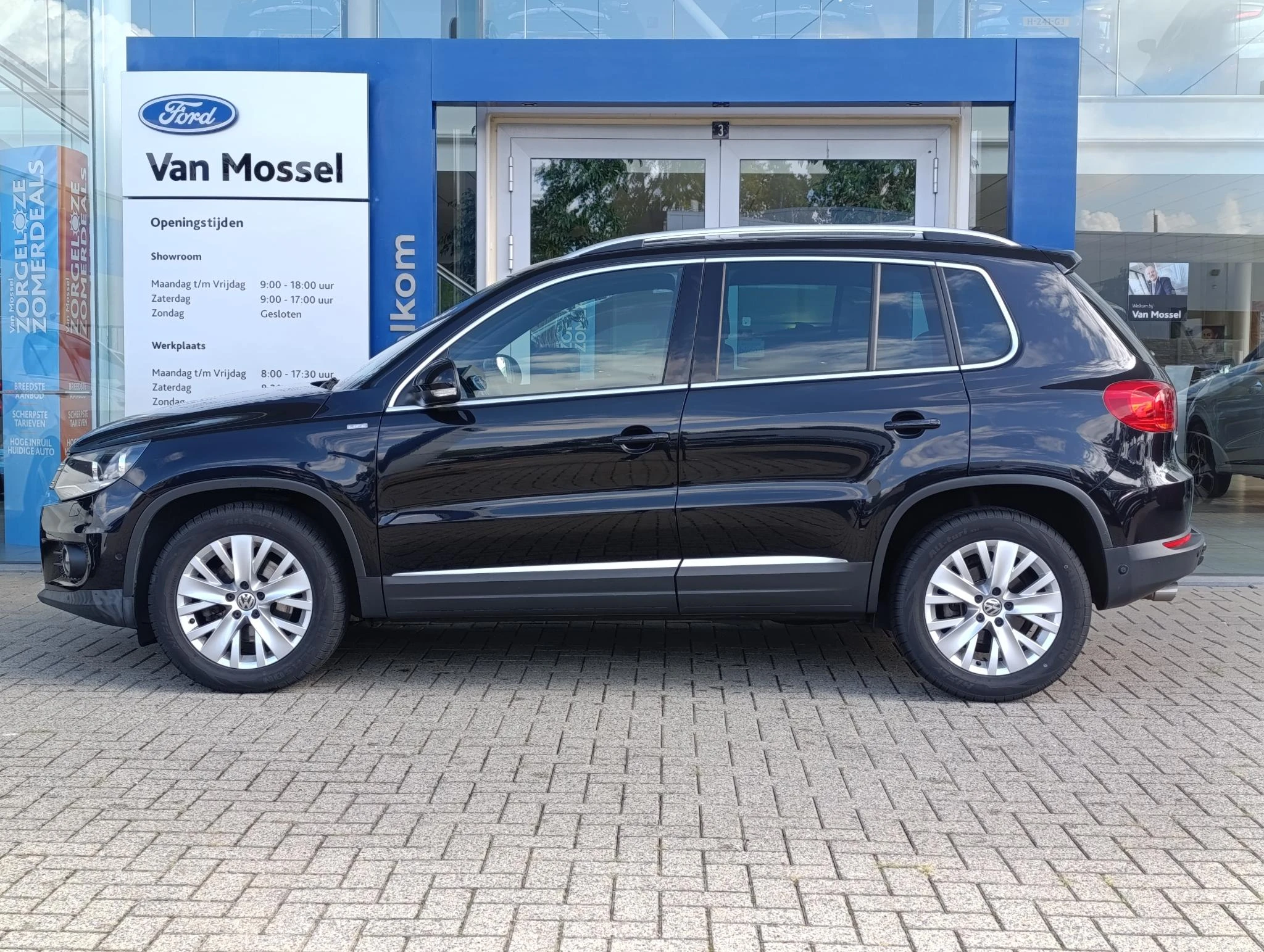 Volkswagen Tiguan met kenteken 65100 – autofoto 4