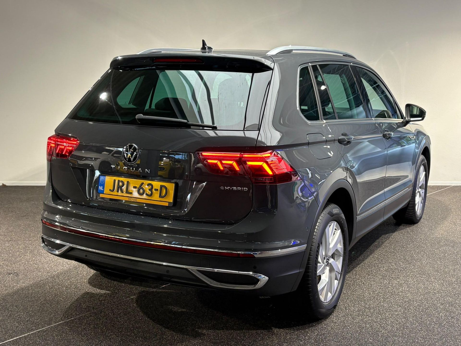 Volkswagen Tiguan met kenteken JRL-63-D – autofoto 2