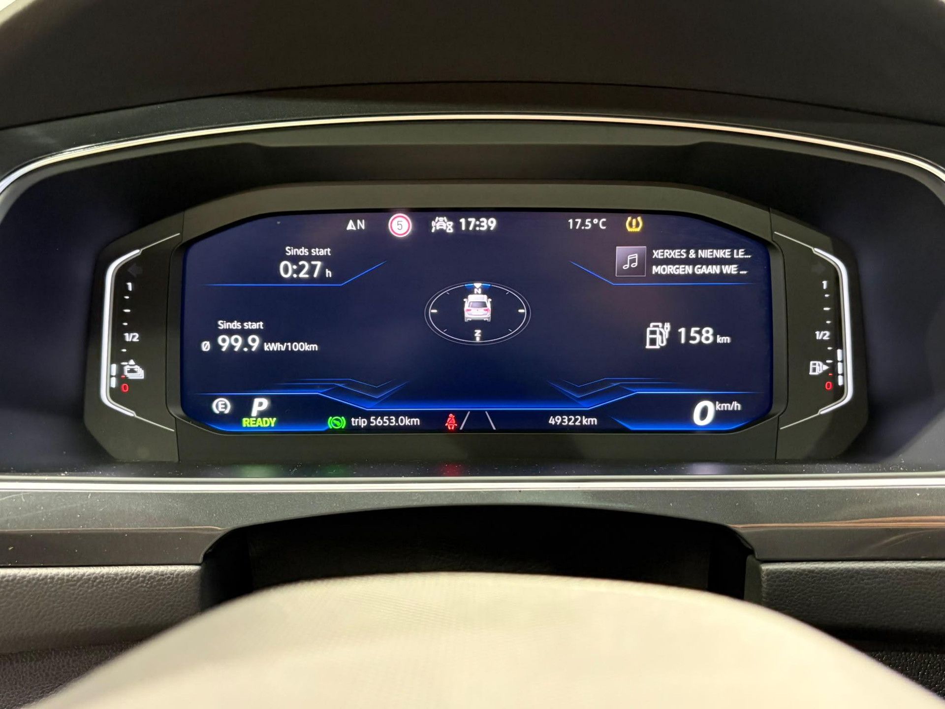 Volkswagen Tiguan met kenteken JRL-63-D – autofoto 4