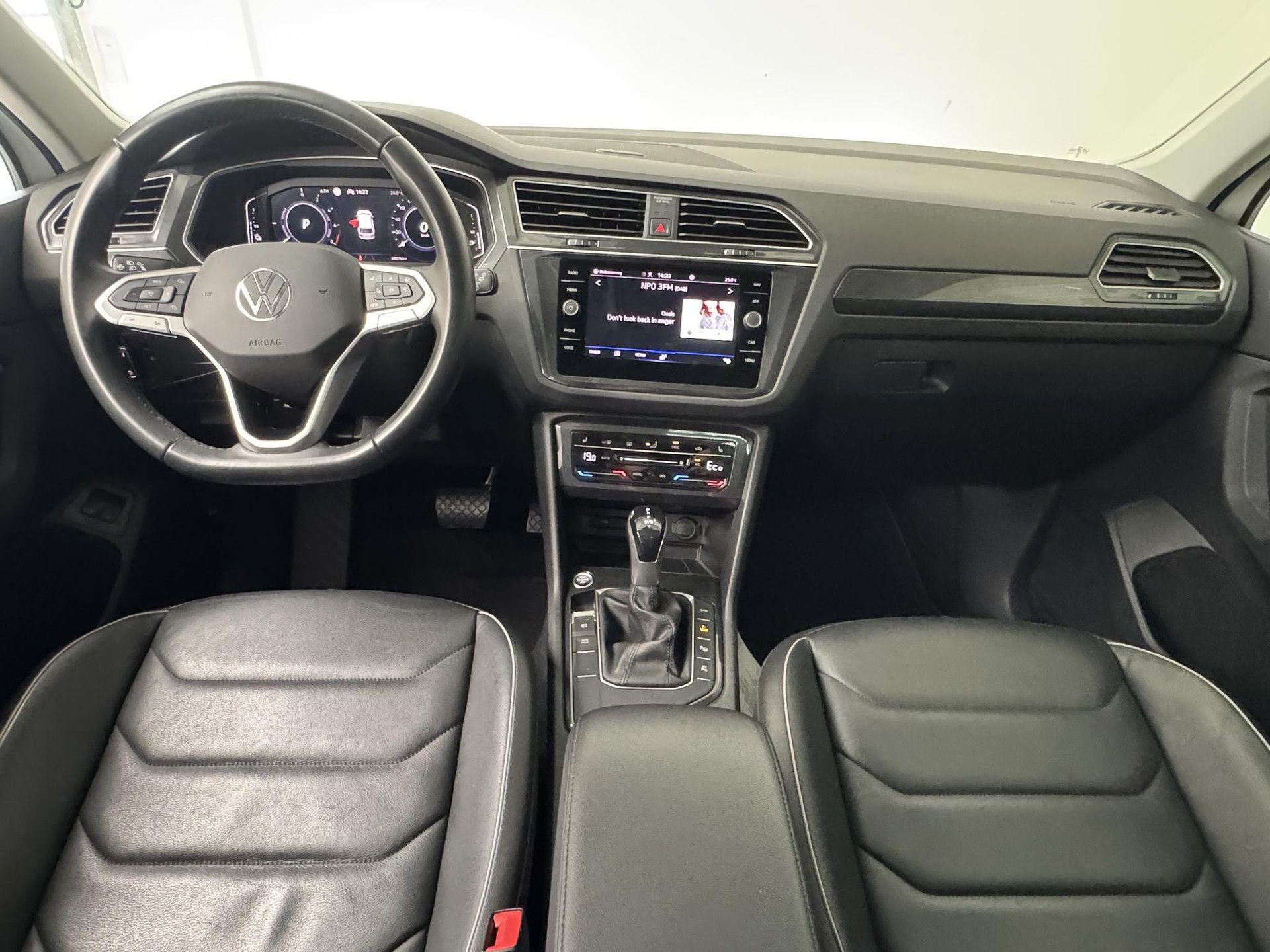 Volkswagen Tiguan met kenteken KGT-63-V – autofoto 3