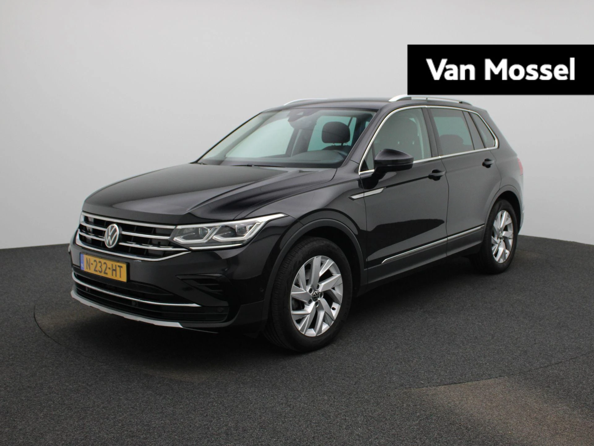 Volkswagen Tiguan met kenteken N-232-HT – autofoto 2