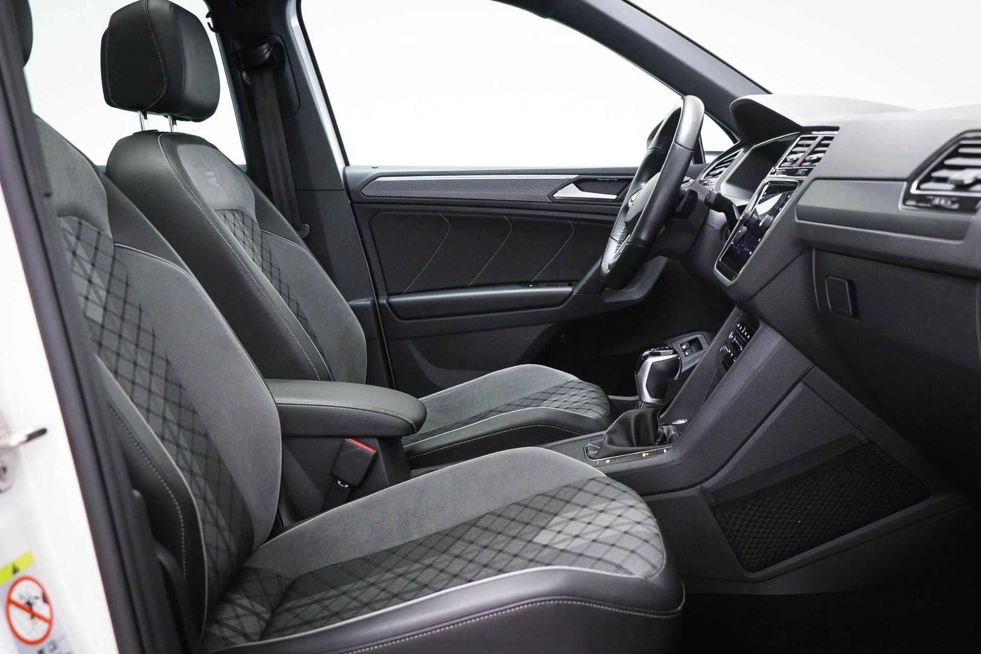 Volkswagen Tiguan met kenteken P-601-KG – autofoto 4
