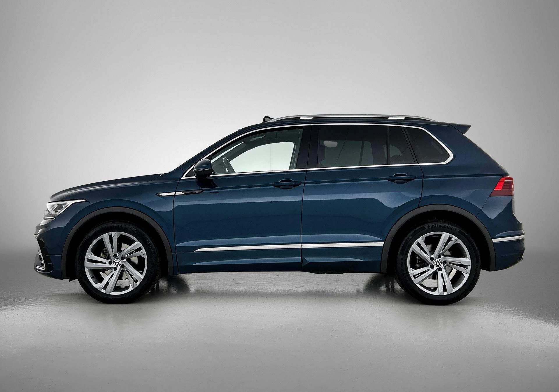 Volkswagen Tiguan met kenteken P-711-ZG – autofoto 4