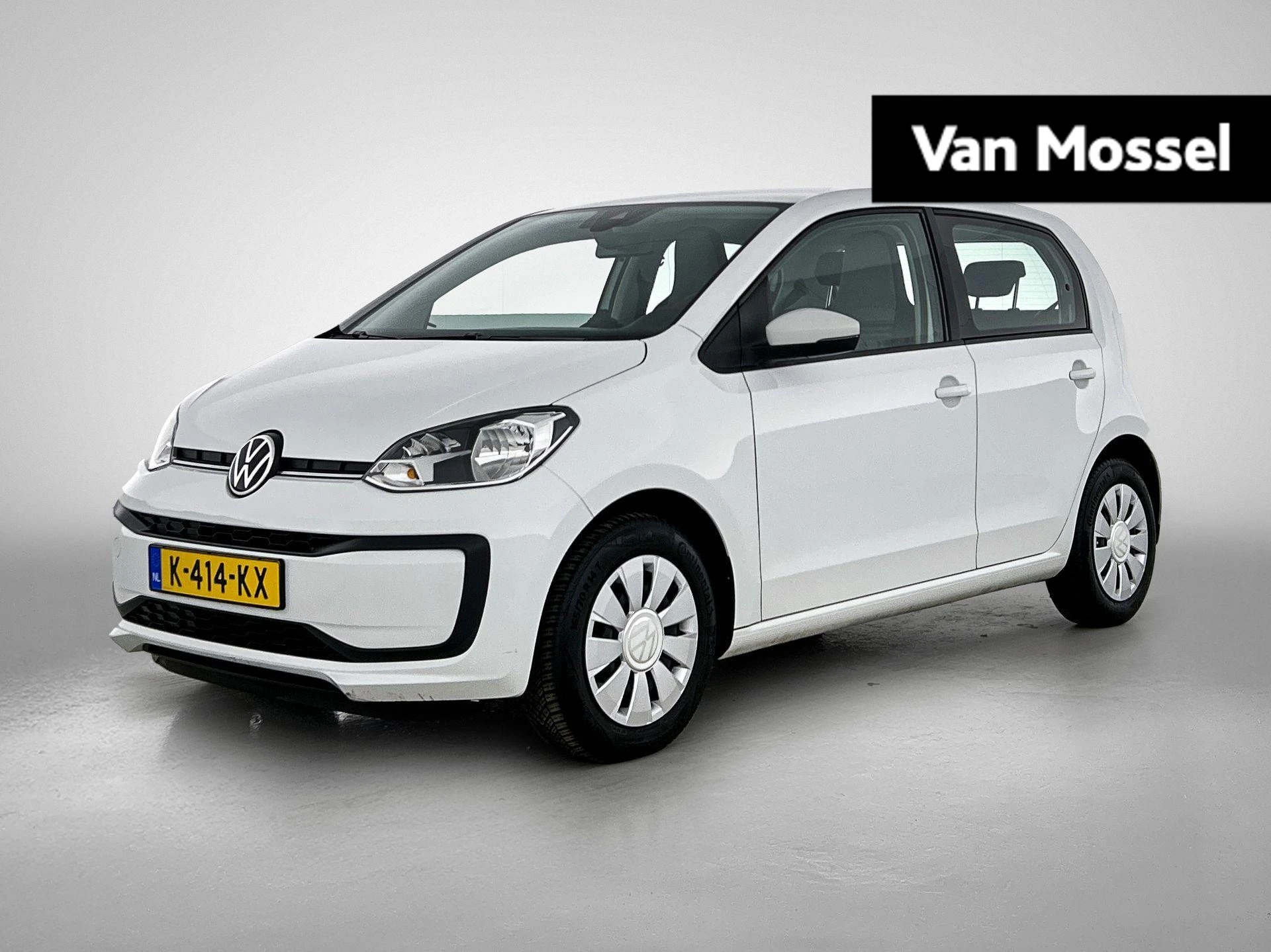 Volkswagen up! met kenteken 53100 – autofoto 2