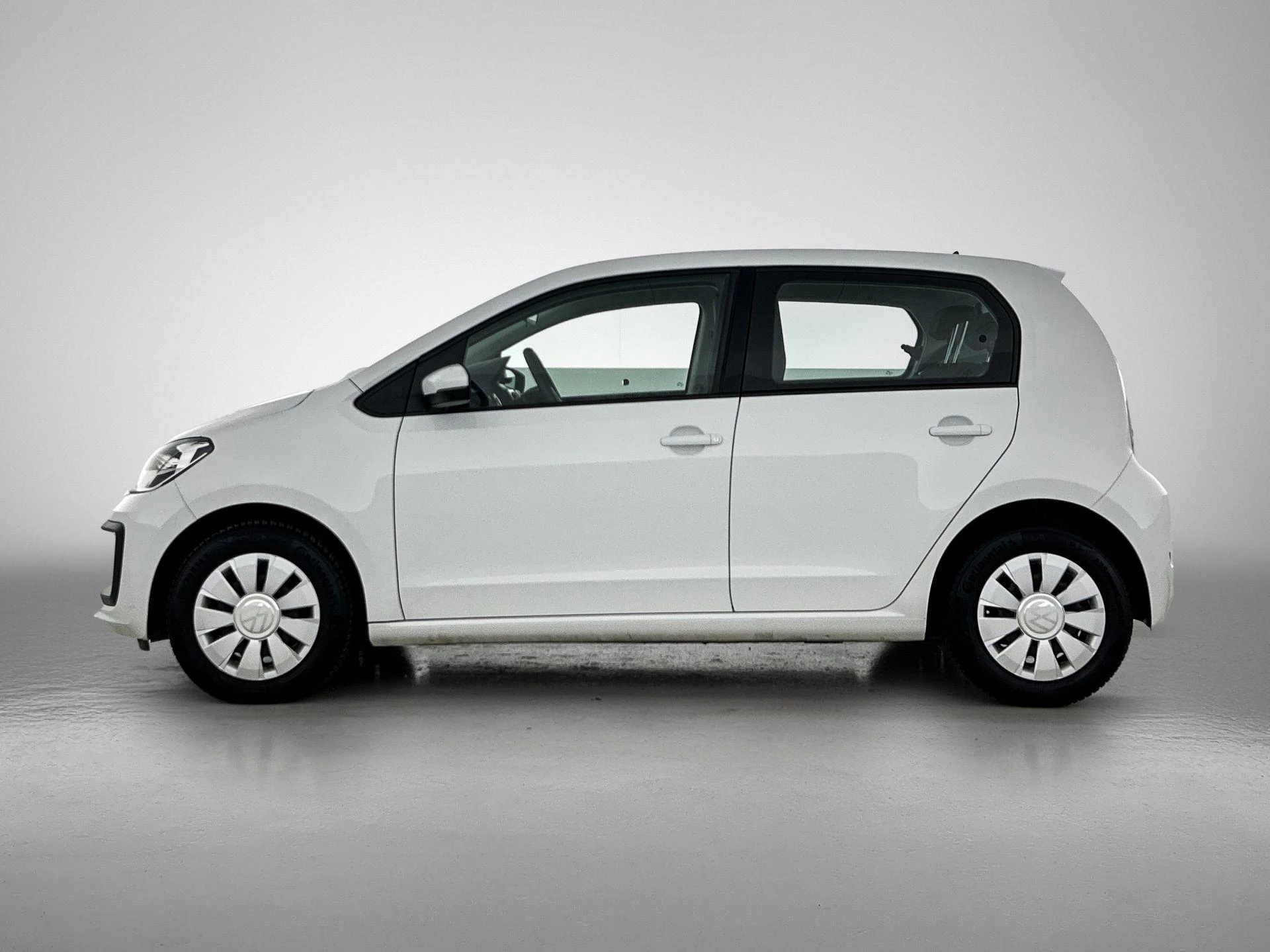 Volkswagen up! met kenteken 53100 – autofoto 3