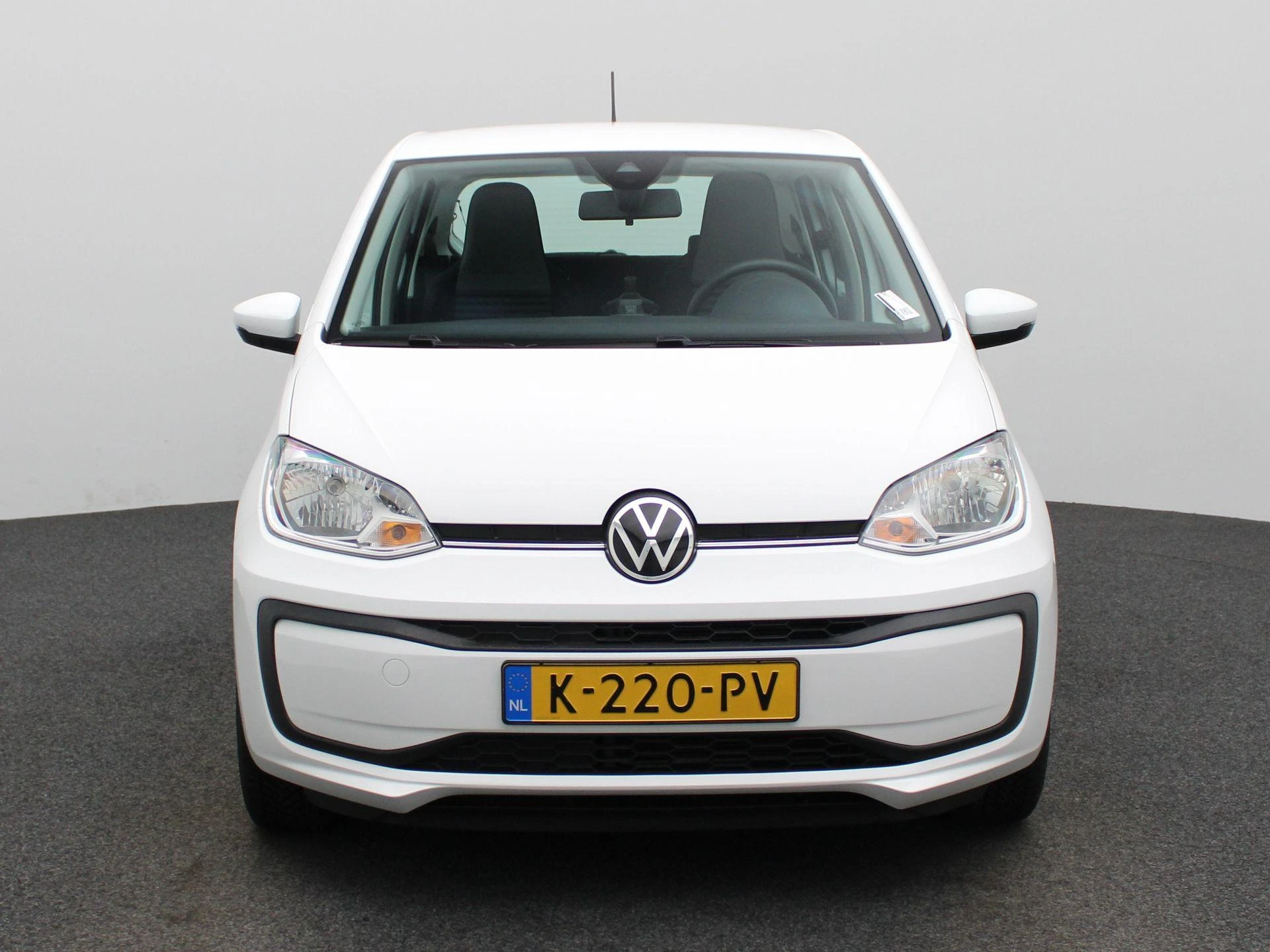Volkswagen up! met kenteken K-220-PV – autofoto 4