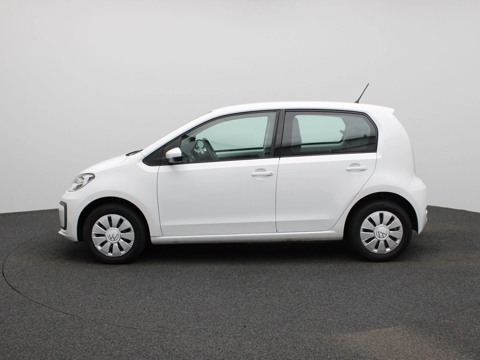 Volkswagen up! met kenteken K-220-PV – autofoto 5