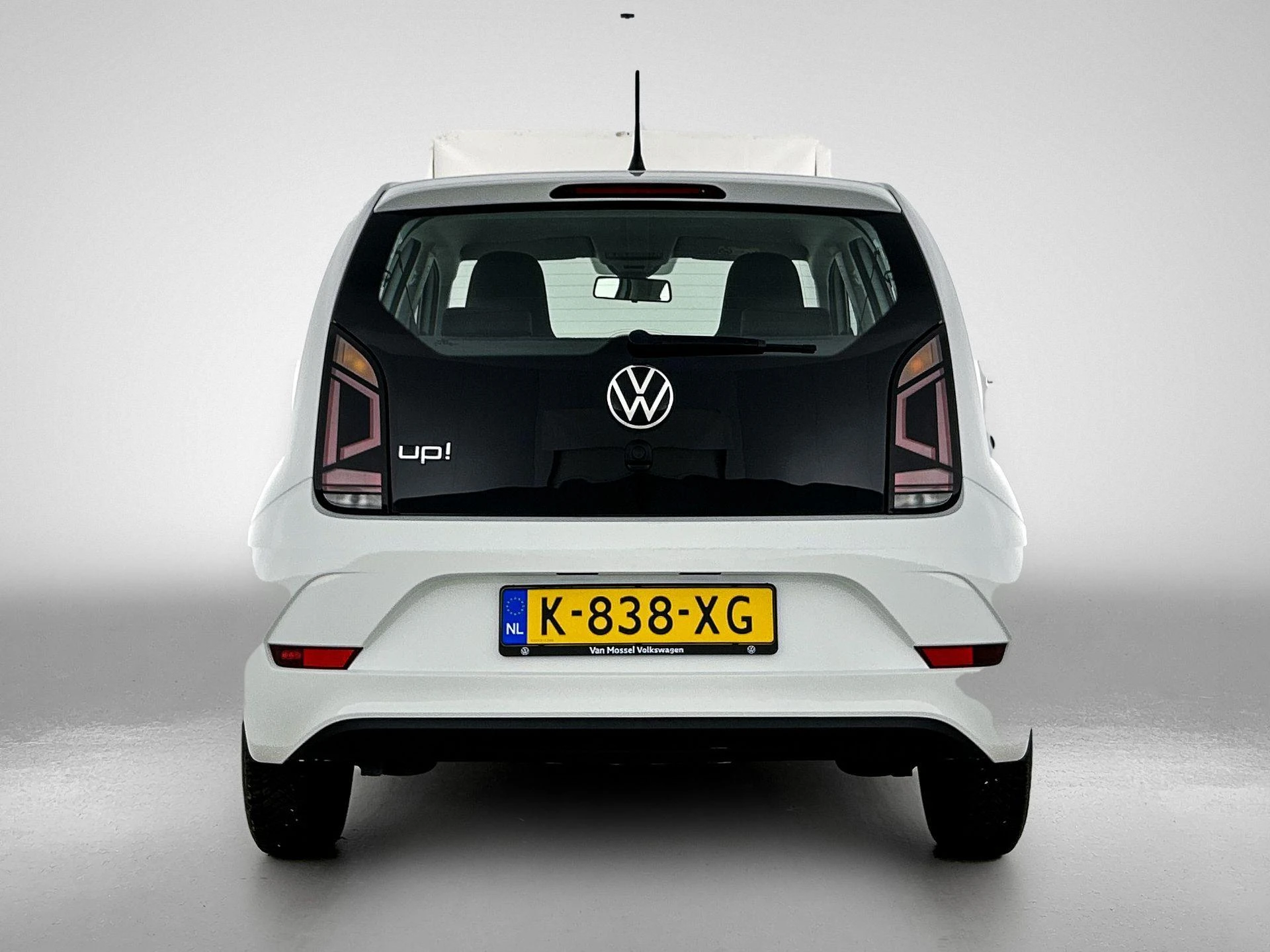 Volkswagen up! met kenteken K-838-XG – autofoto 5