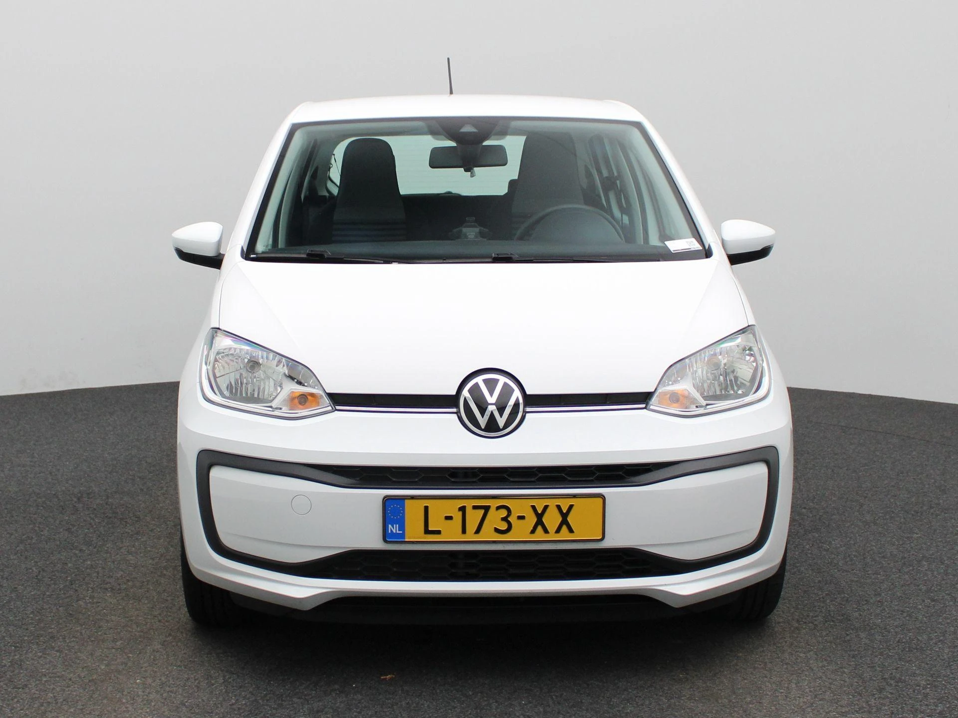 Volkswagen up! met kenteken L-173-XX – autofoto 4