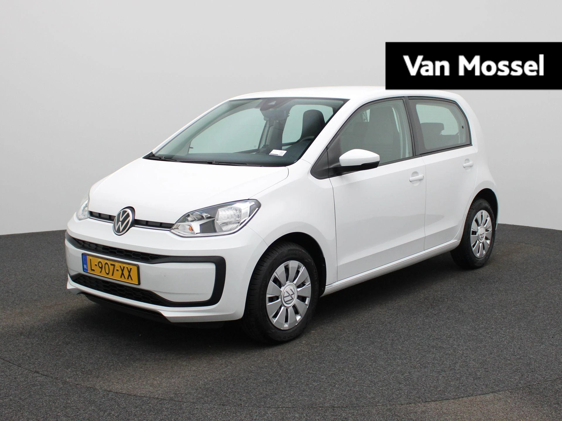 Volkswagen up! met kenteken L-907-XX – autofoto 2