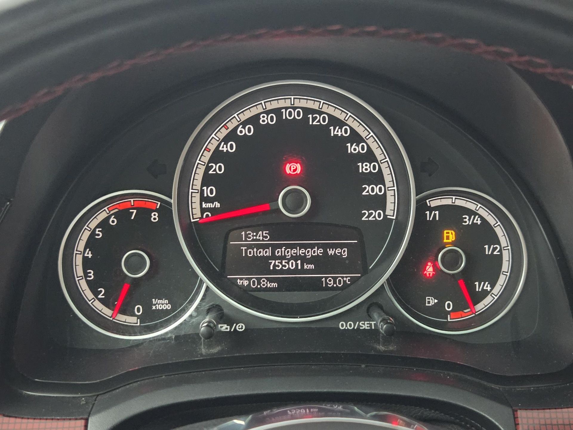 Volkswagen up! met kenteken S-952-SK – autofoto 4