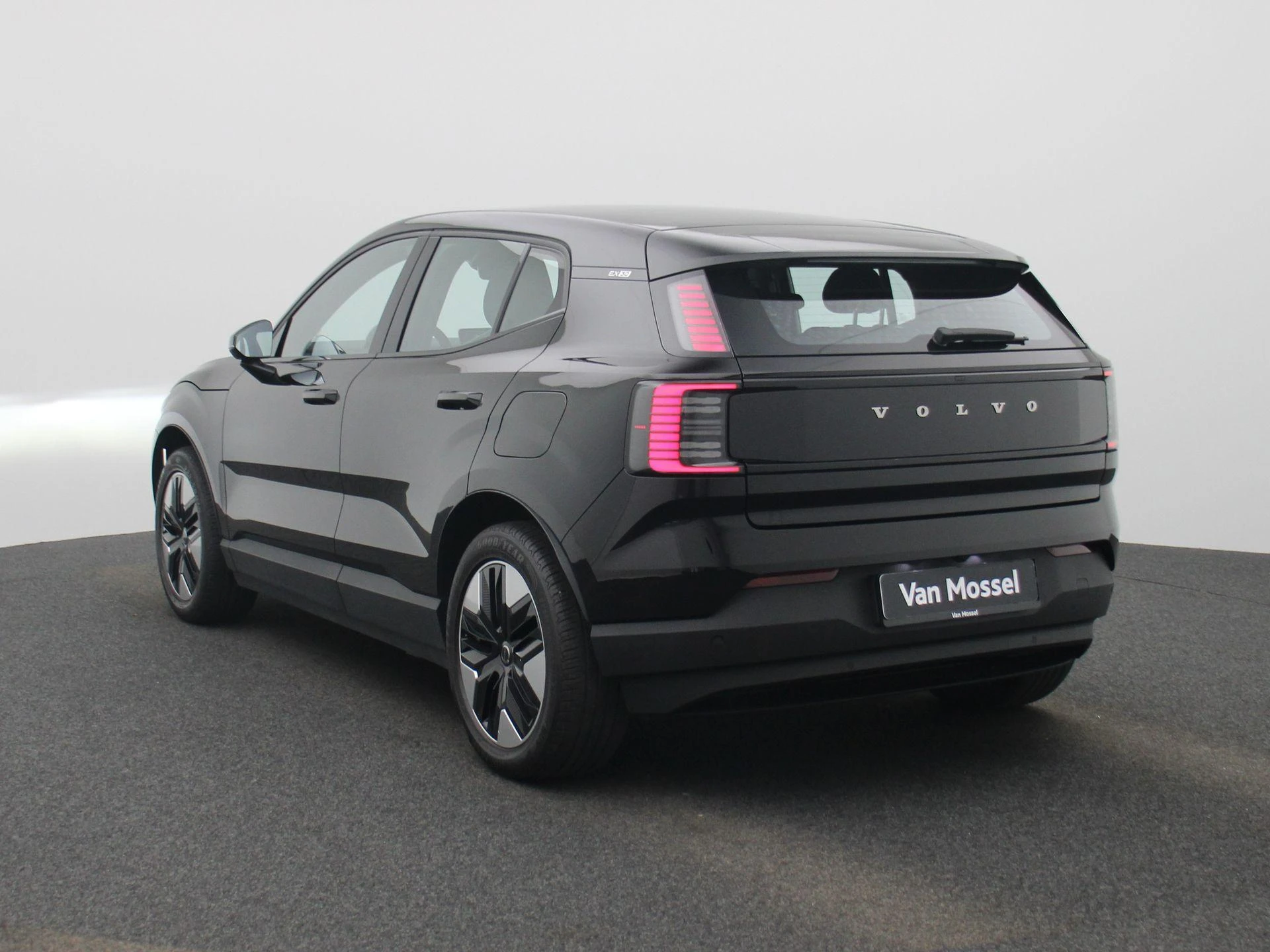 Volvo EX30 – autofoto 3