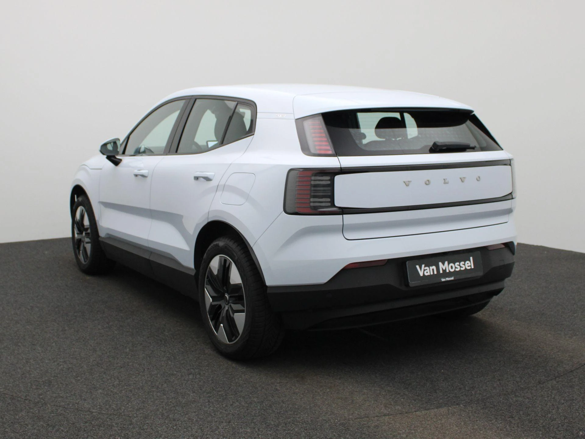 Volvo EX30 – autofoto 3