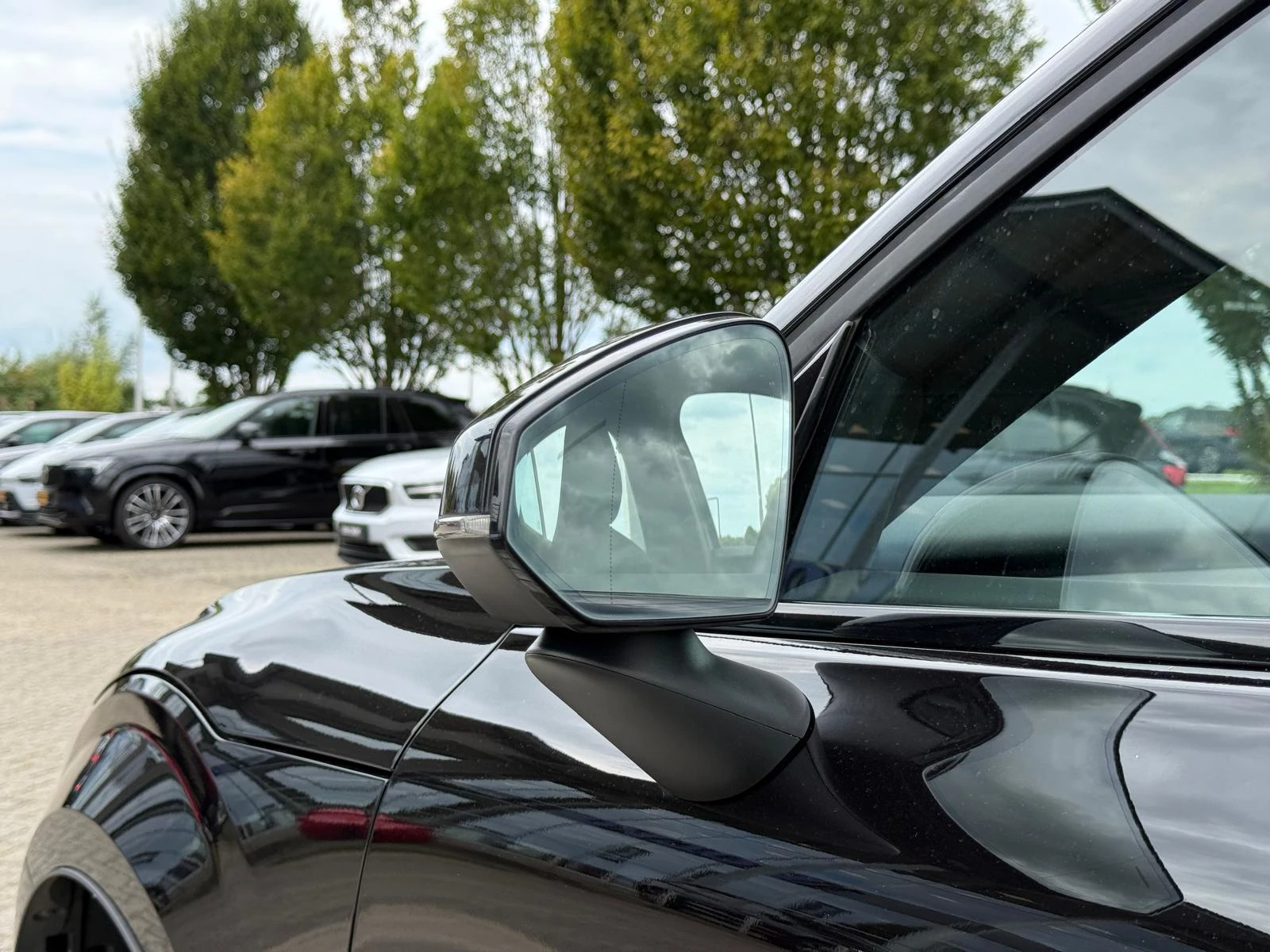 Volvo EX30 – autofoto 4