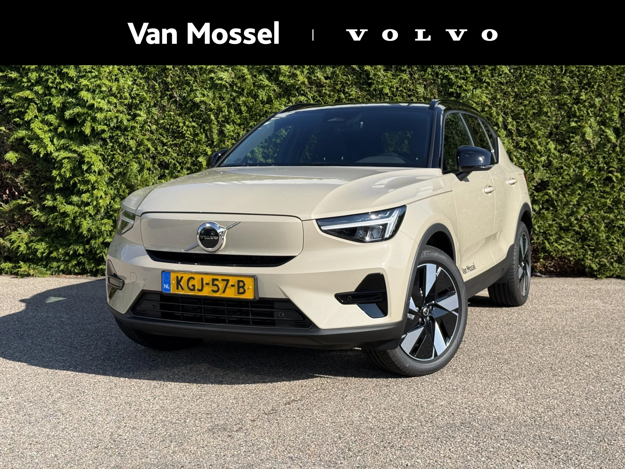 Volvo EX40 – autofoto 2
