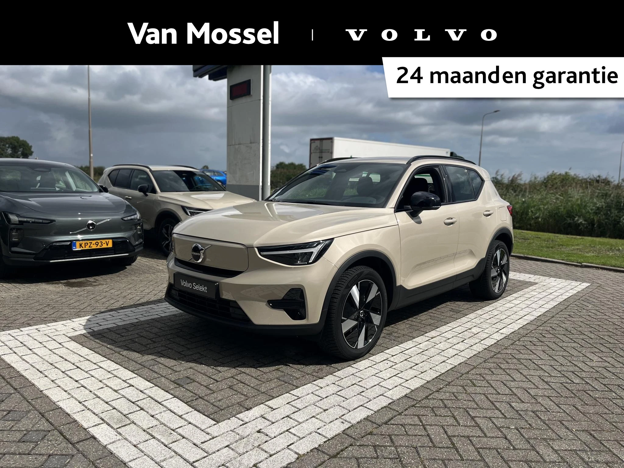 Volvo EX40 – autofoto 2