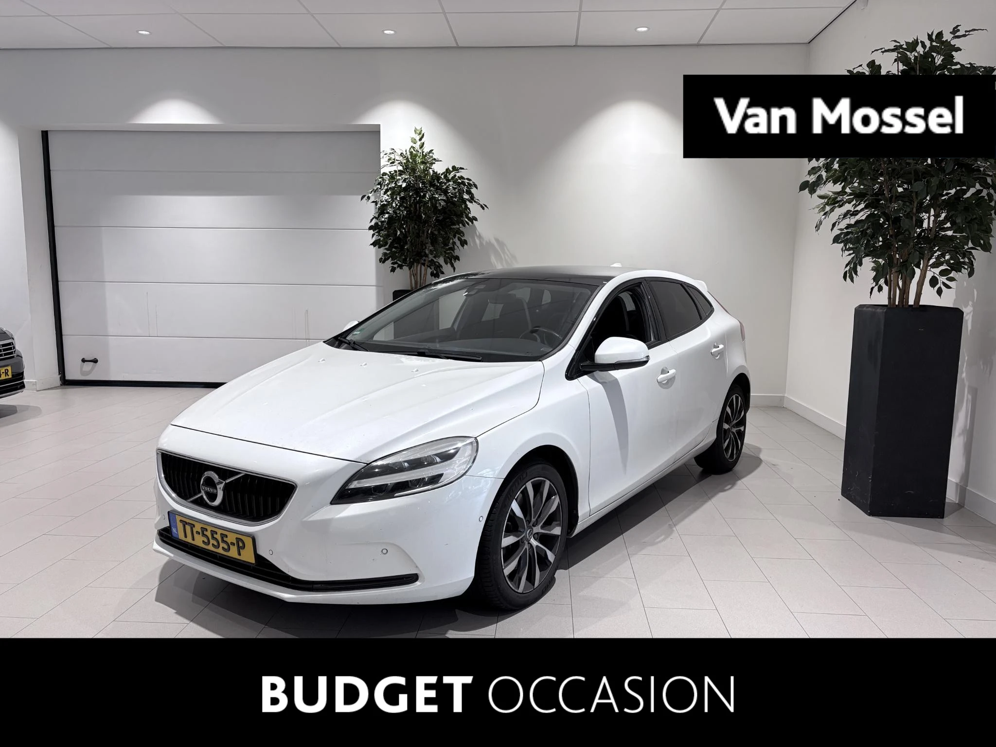 Volvo V40 met kenteken 70100 – autofoto 2