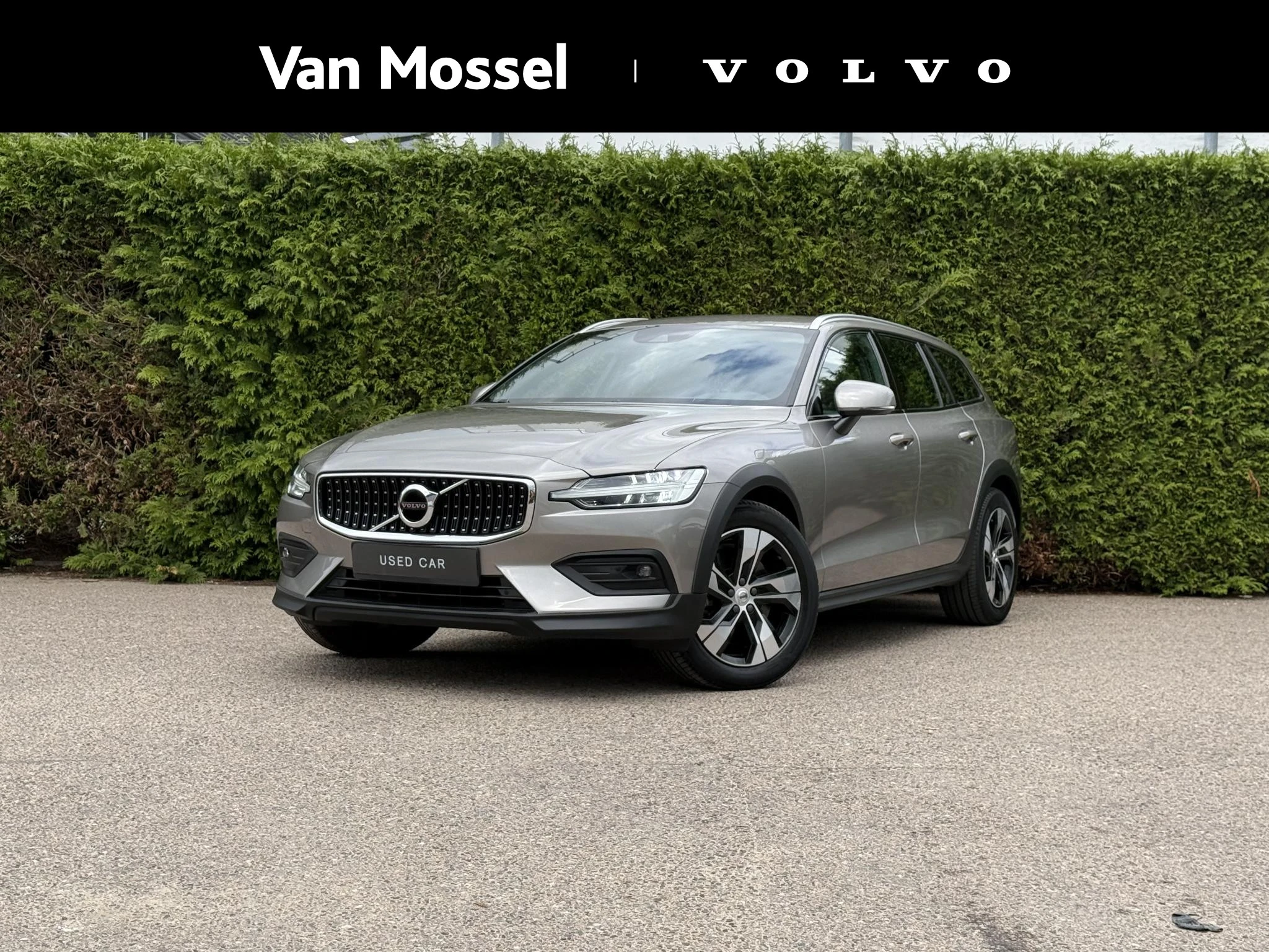 Volvo V60 met kenteken J-323-SH – autofoto 2
