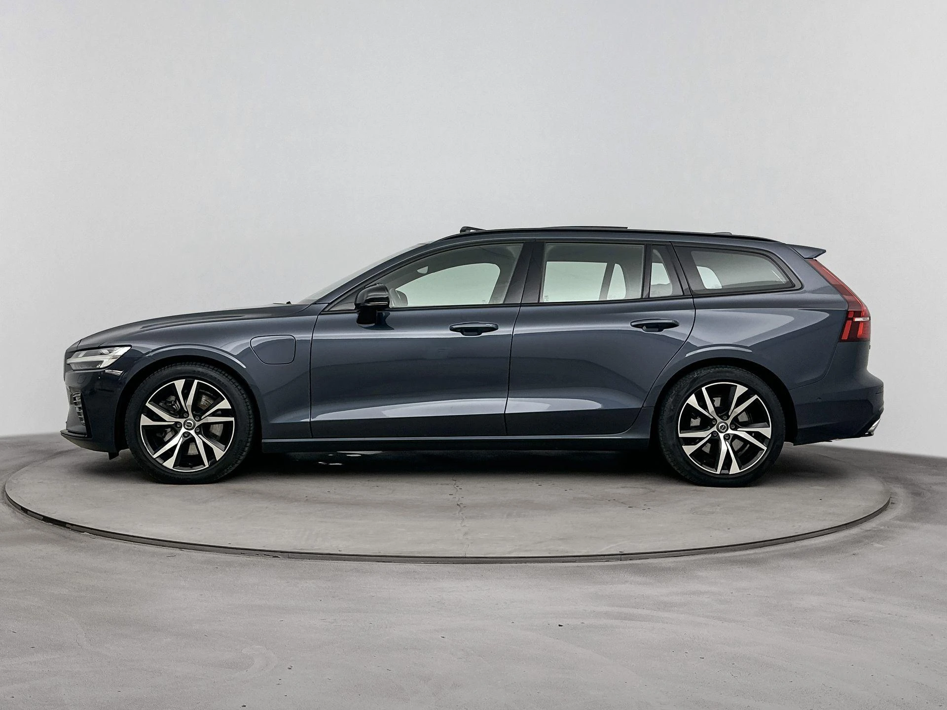 Volvo V60 met kenteken JJJ-04-G – autofoto 4