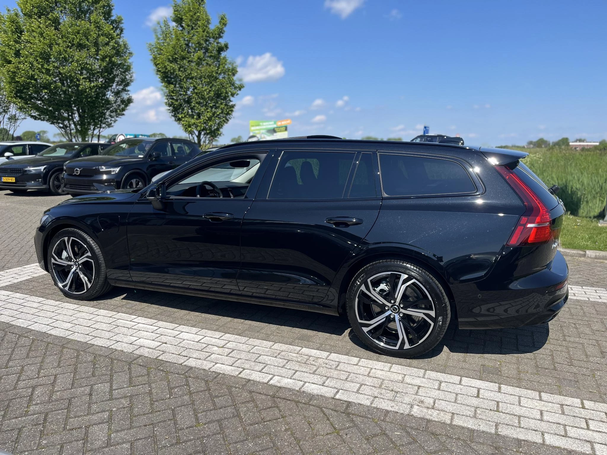 Volvo V60 met kenteken JTT-54-F – autofoto 4