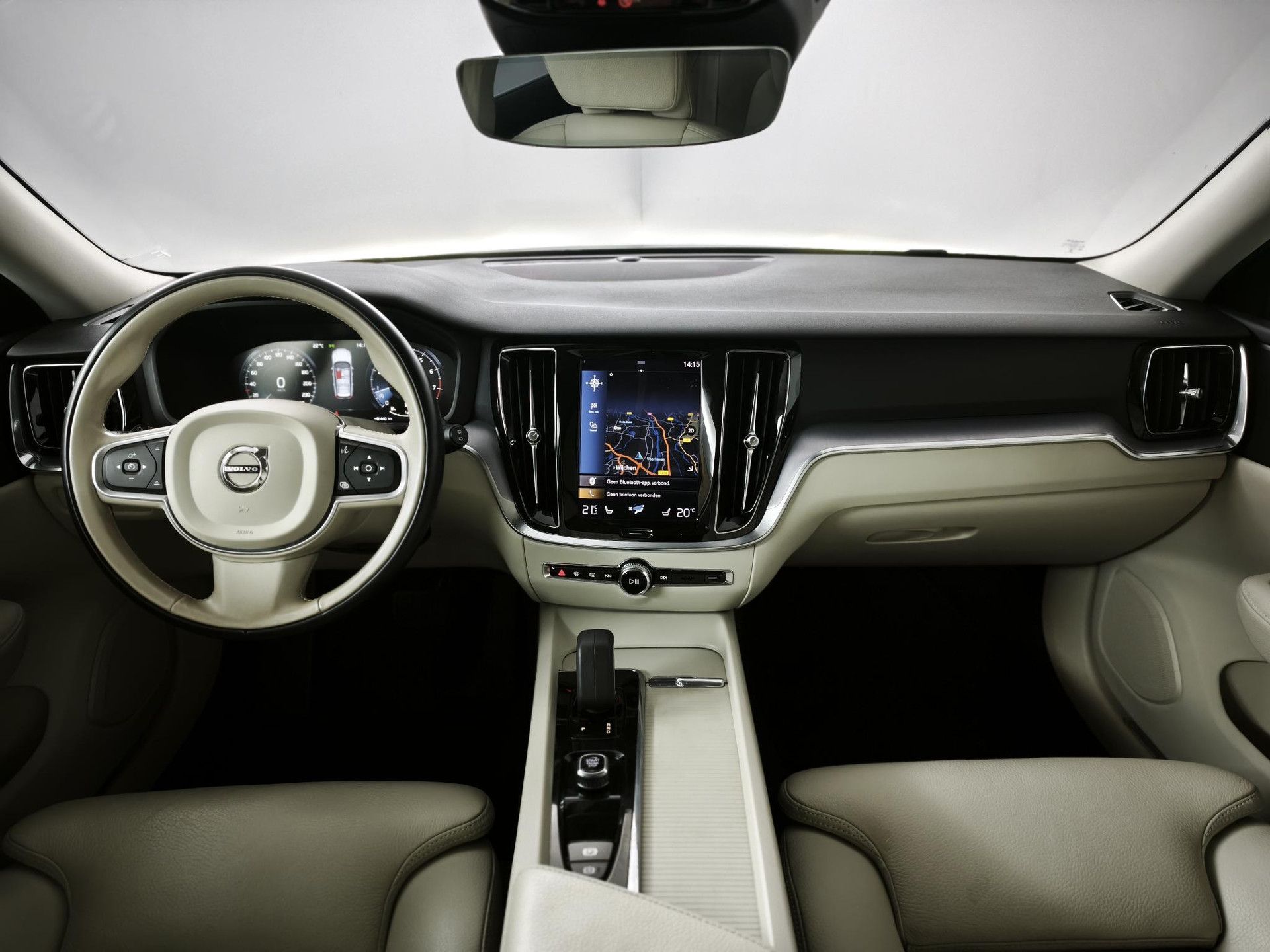 Volvo V60 met kenteken P-033-DD – autofoto 3