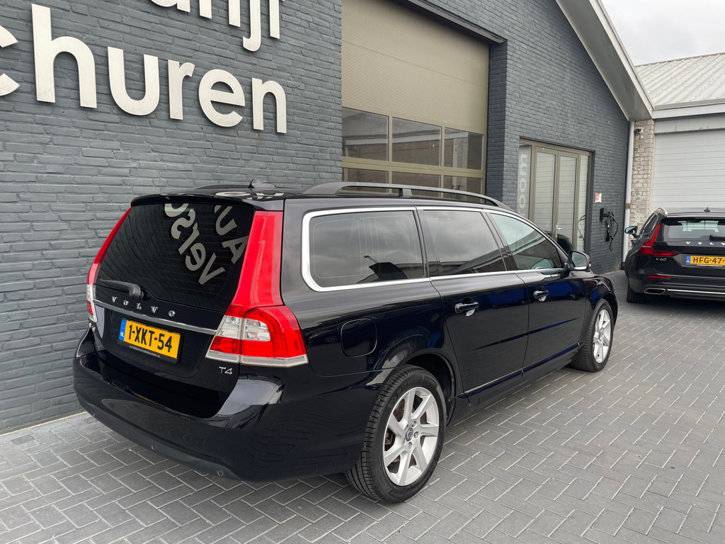 Volvo V70 met kenteken 1-XKT-54 – autofoto 5