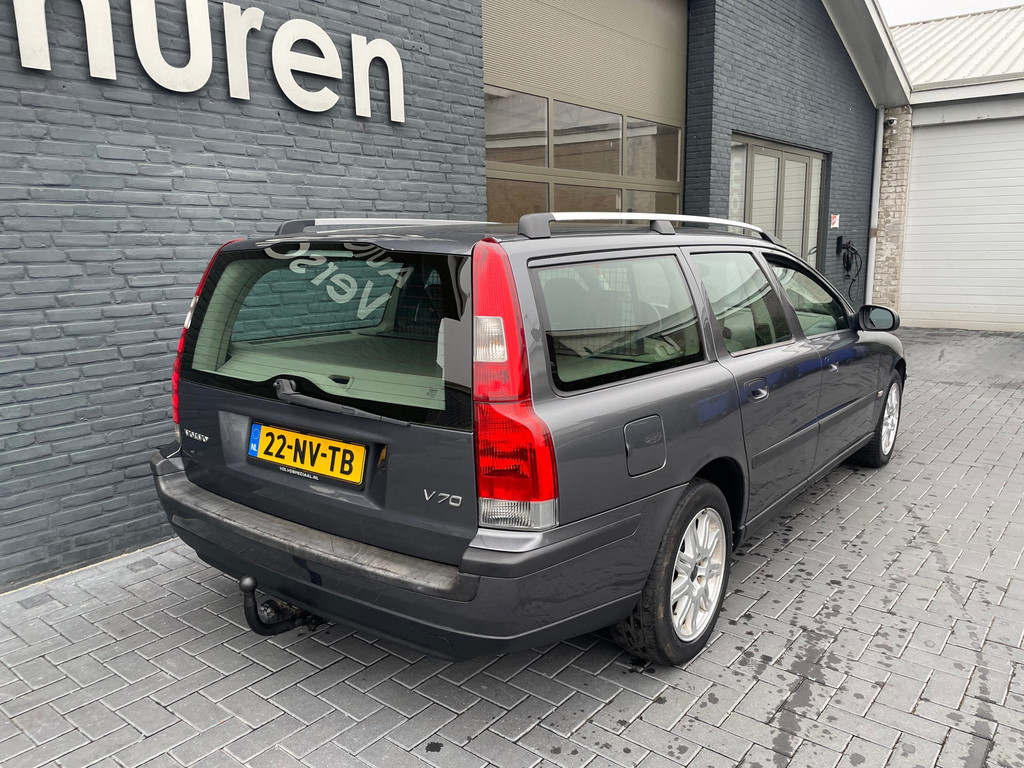 Volvo V70 met kenteken 22-NV-TB – autofoto 5