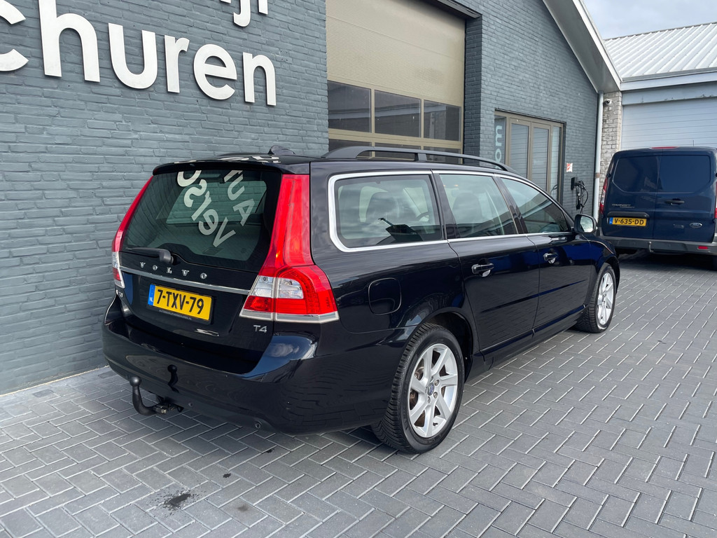 Volvo V70 met kenteken 7-TXV-79 – autofoto 5
