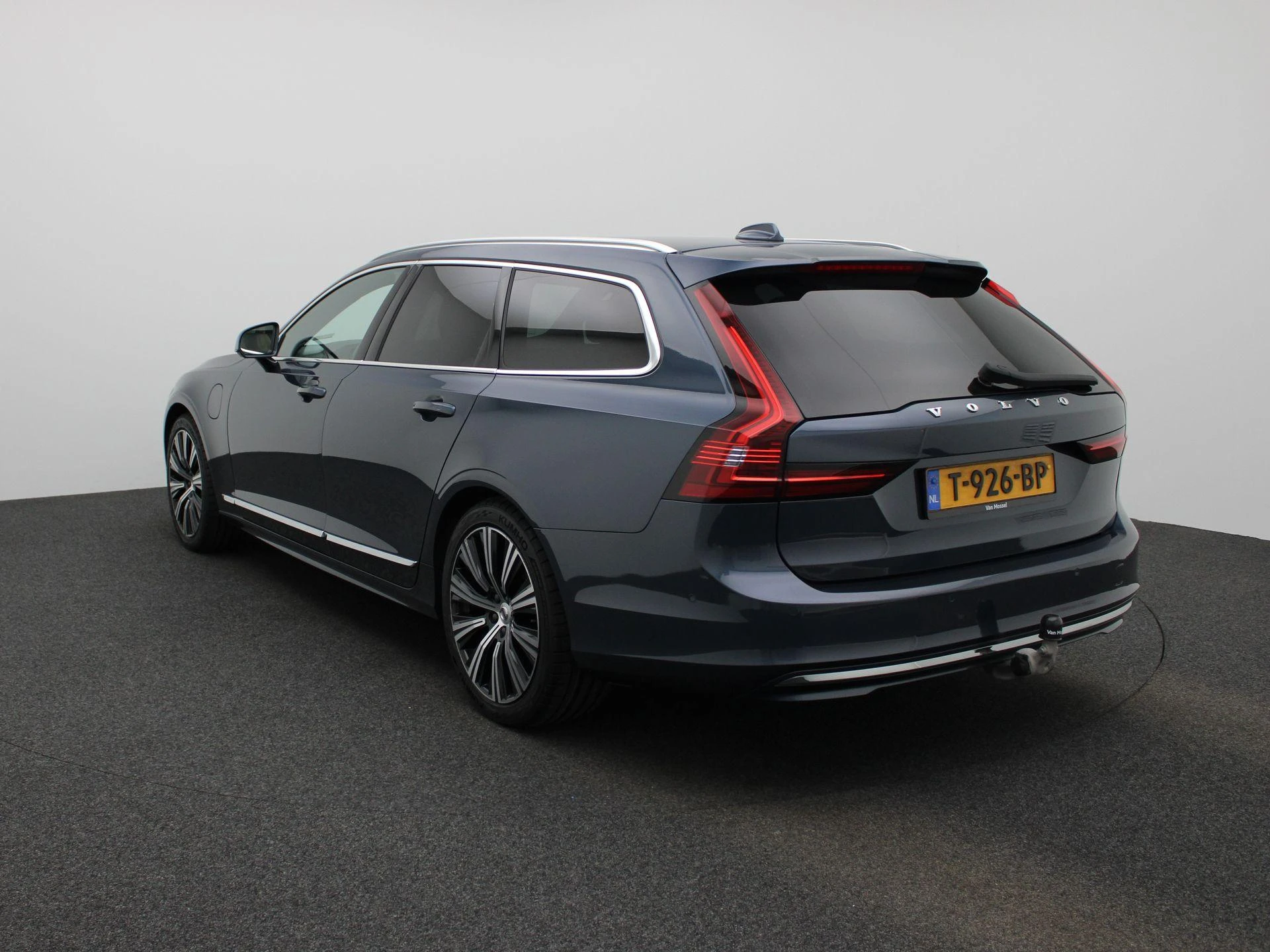 Volvo V90 met kenteken T-926-BP – autofoto 3