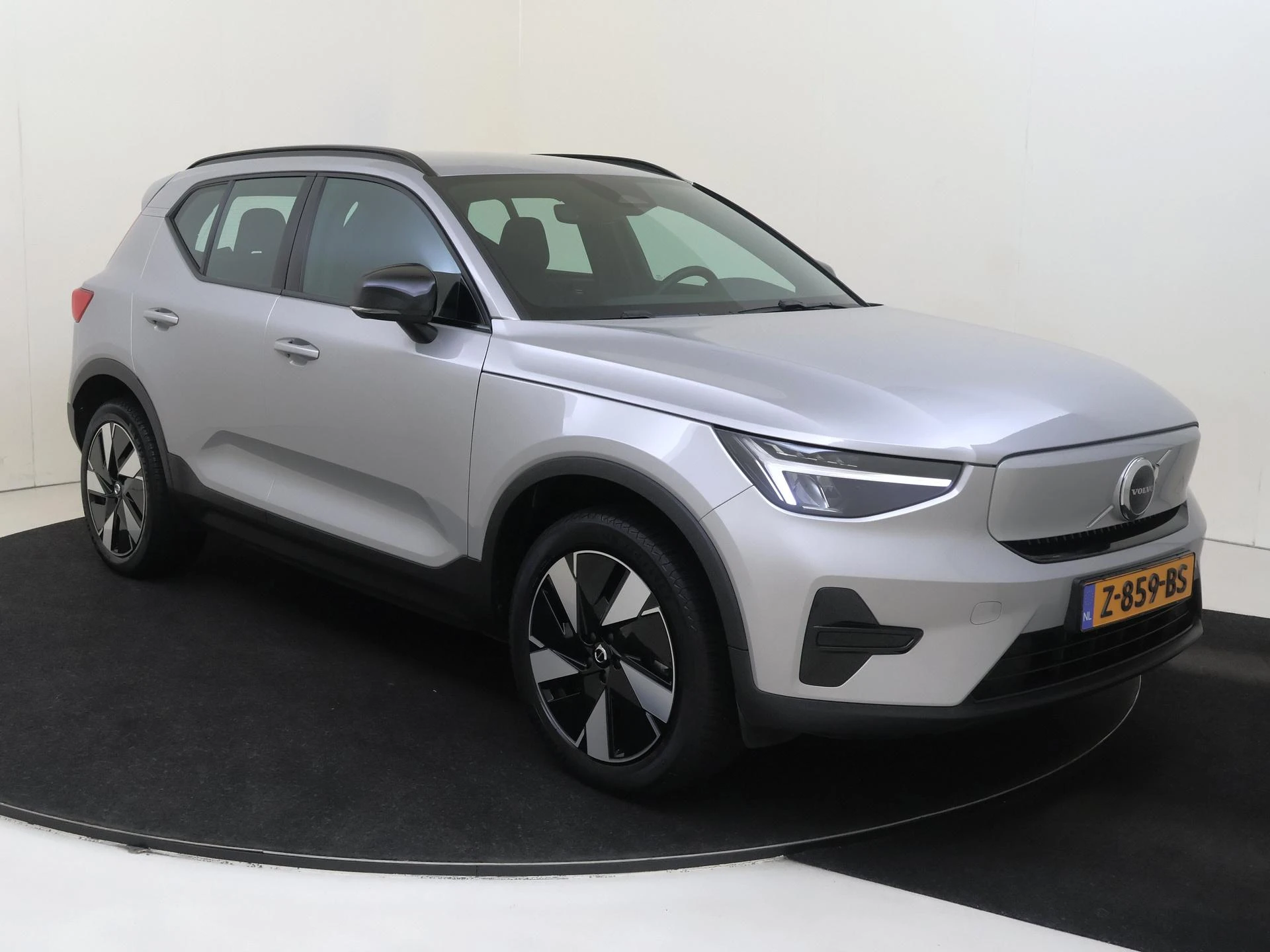Volvo XC40 – autofoto 3