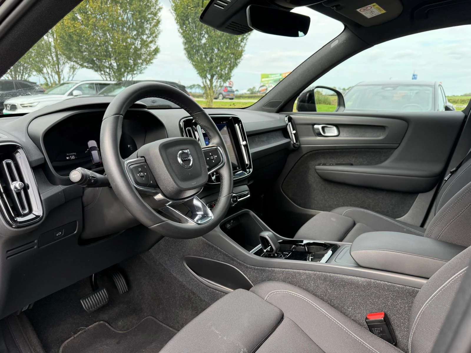 Volvo XC40 – autofoto 5