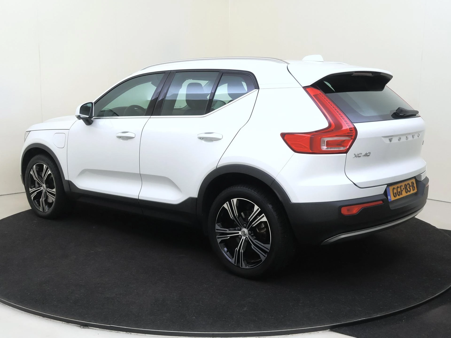 Volvo XC40 met kenteken GGF-83-B – autofoto 4