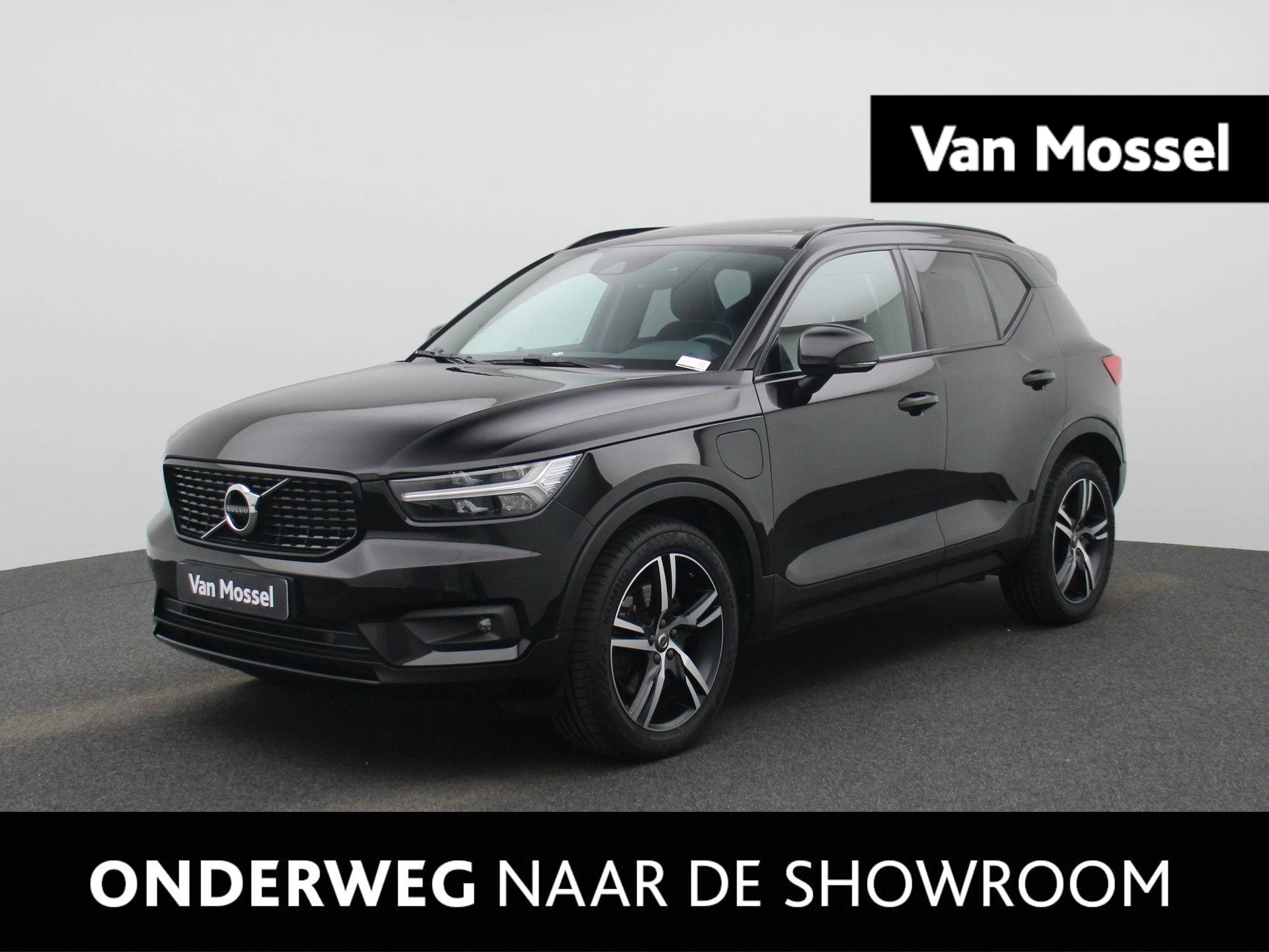 Volvo XC40 met kenteken KDT-54-N – autofoto 2