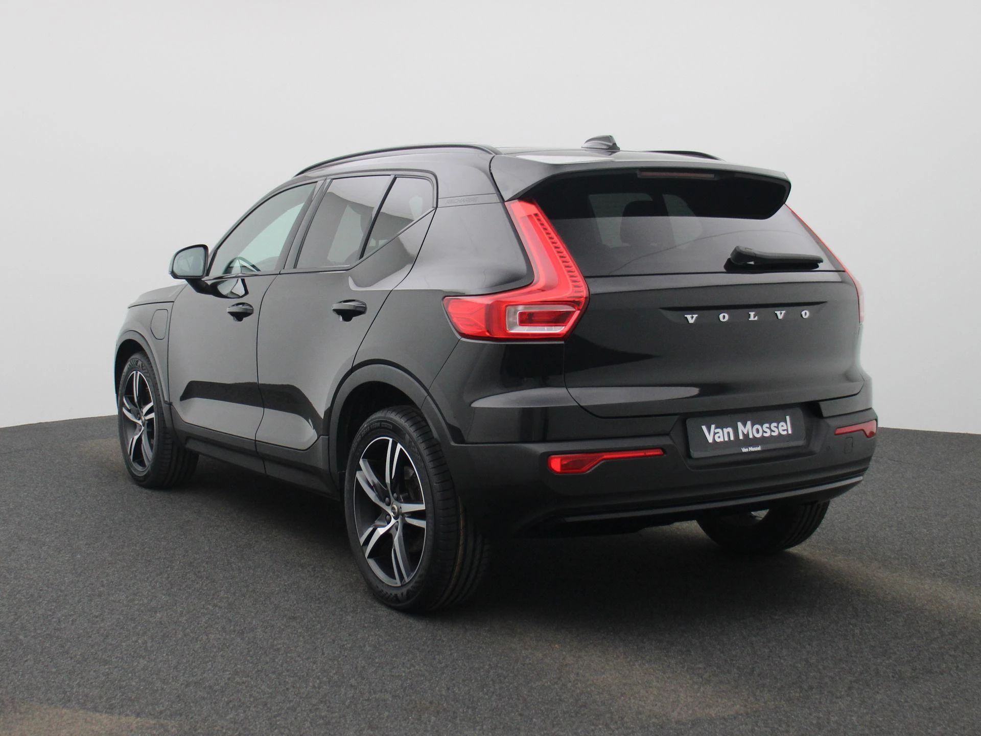 Volvo XC40 met kenteken KDT-54-N – autofoto 3
