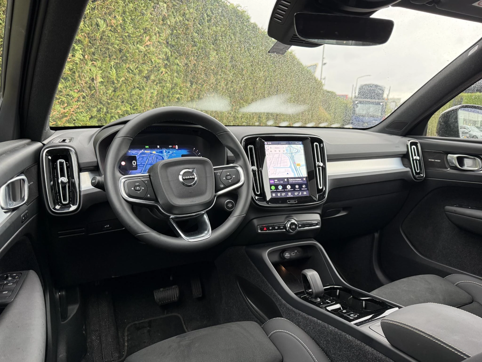 Volvo XC40 met kenteken KJD-26-R – autofoto 4